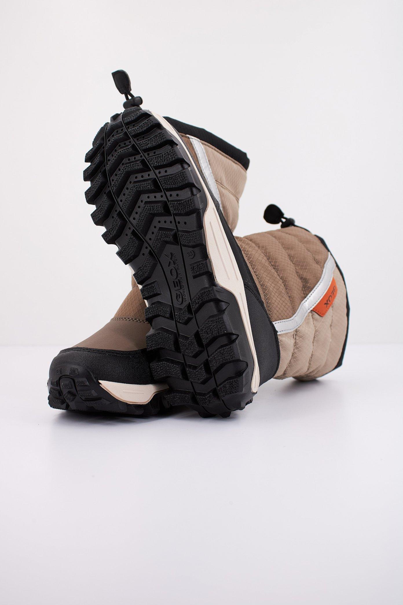 GEOX J HIMALAYA BOY B ABX en color MARRON  (5)