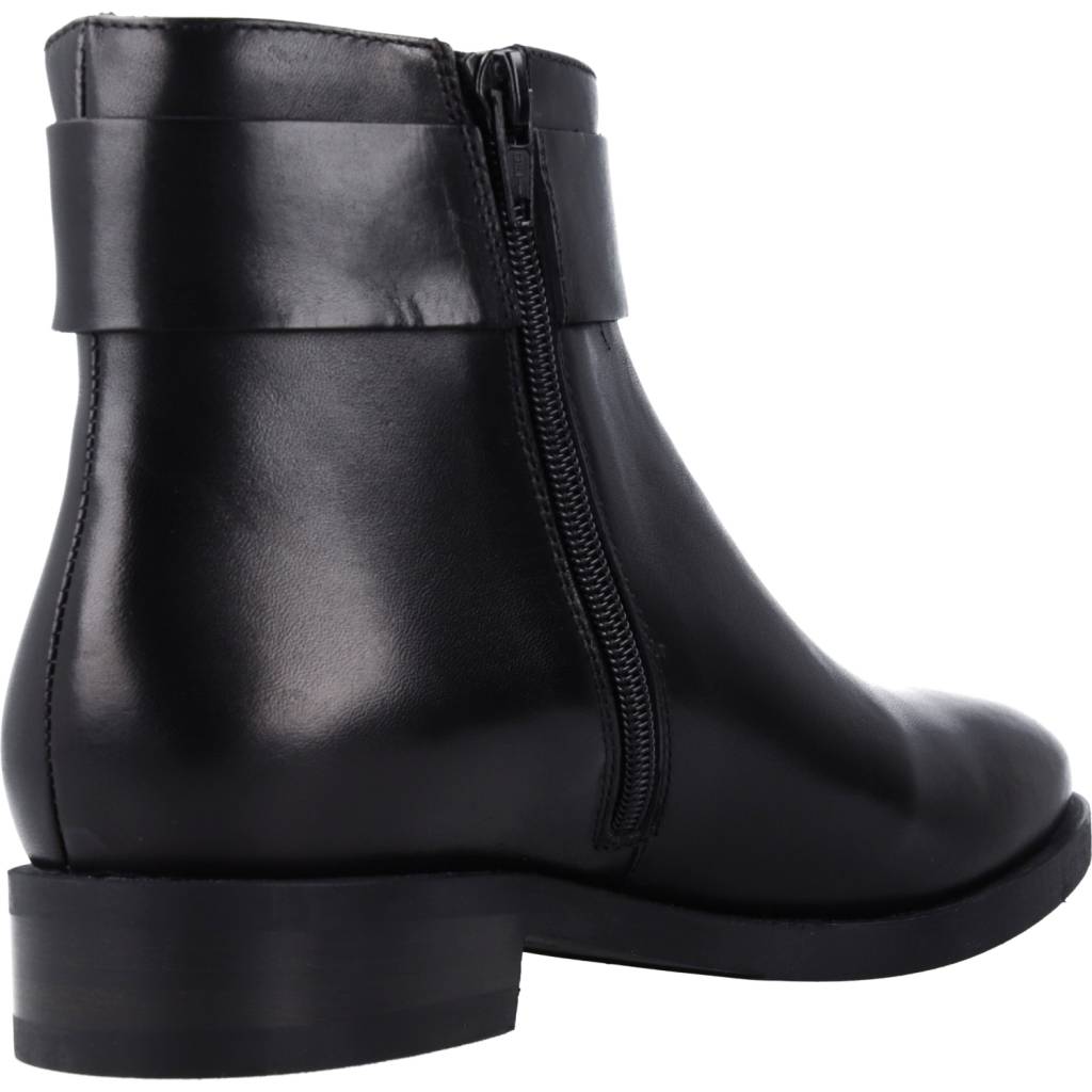 GEOX D BROGUE K en color NEGRO  (3)