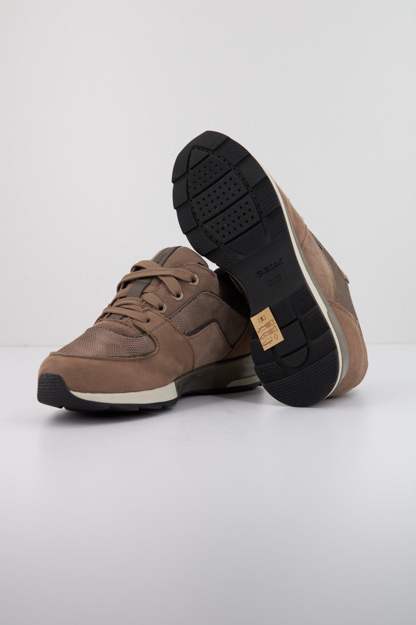 GEOX D NEW ANEKO B ABX C en color MARRON  (4)
