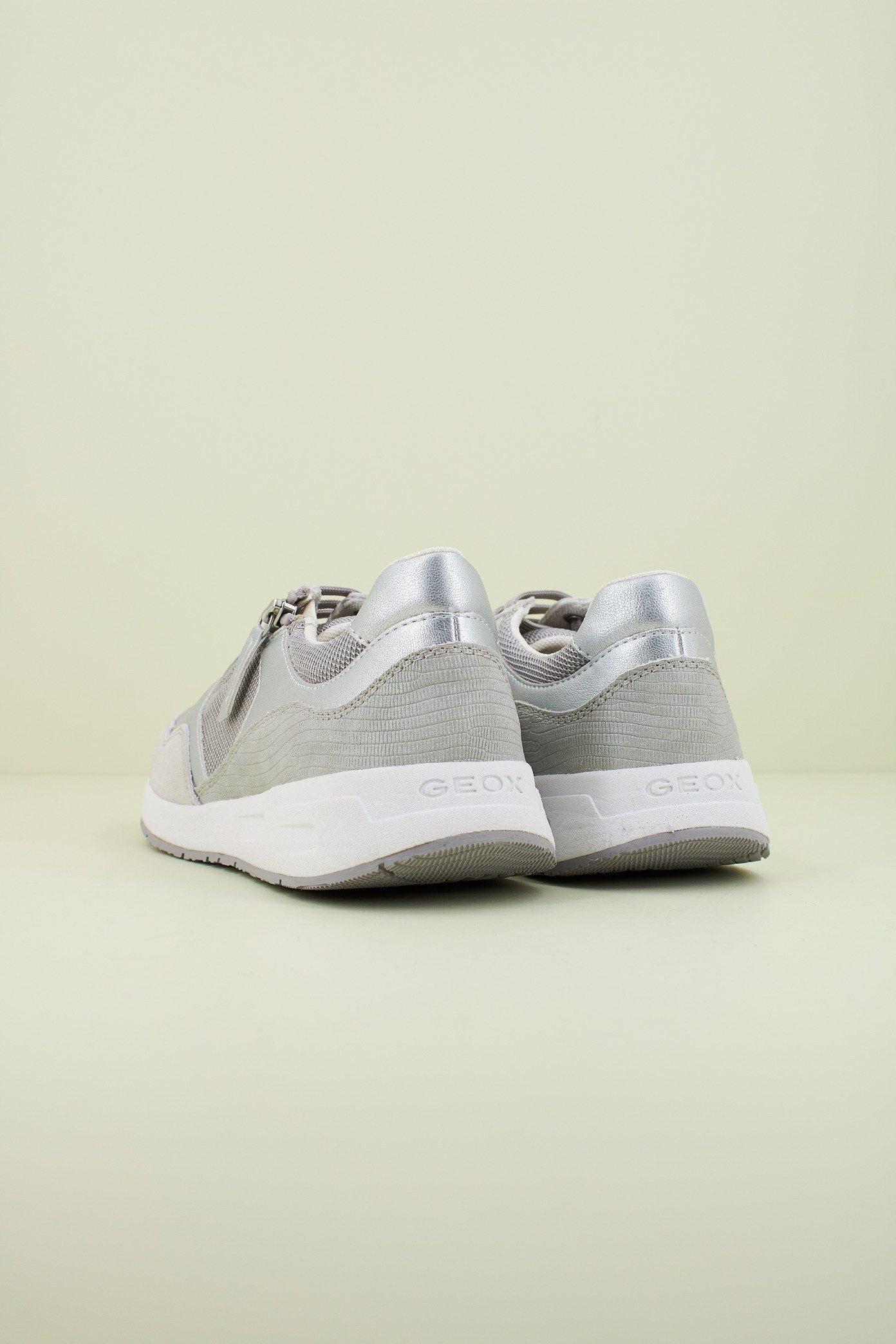 GEOX D BLUMYA B en color PLATA  (3)