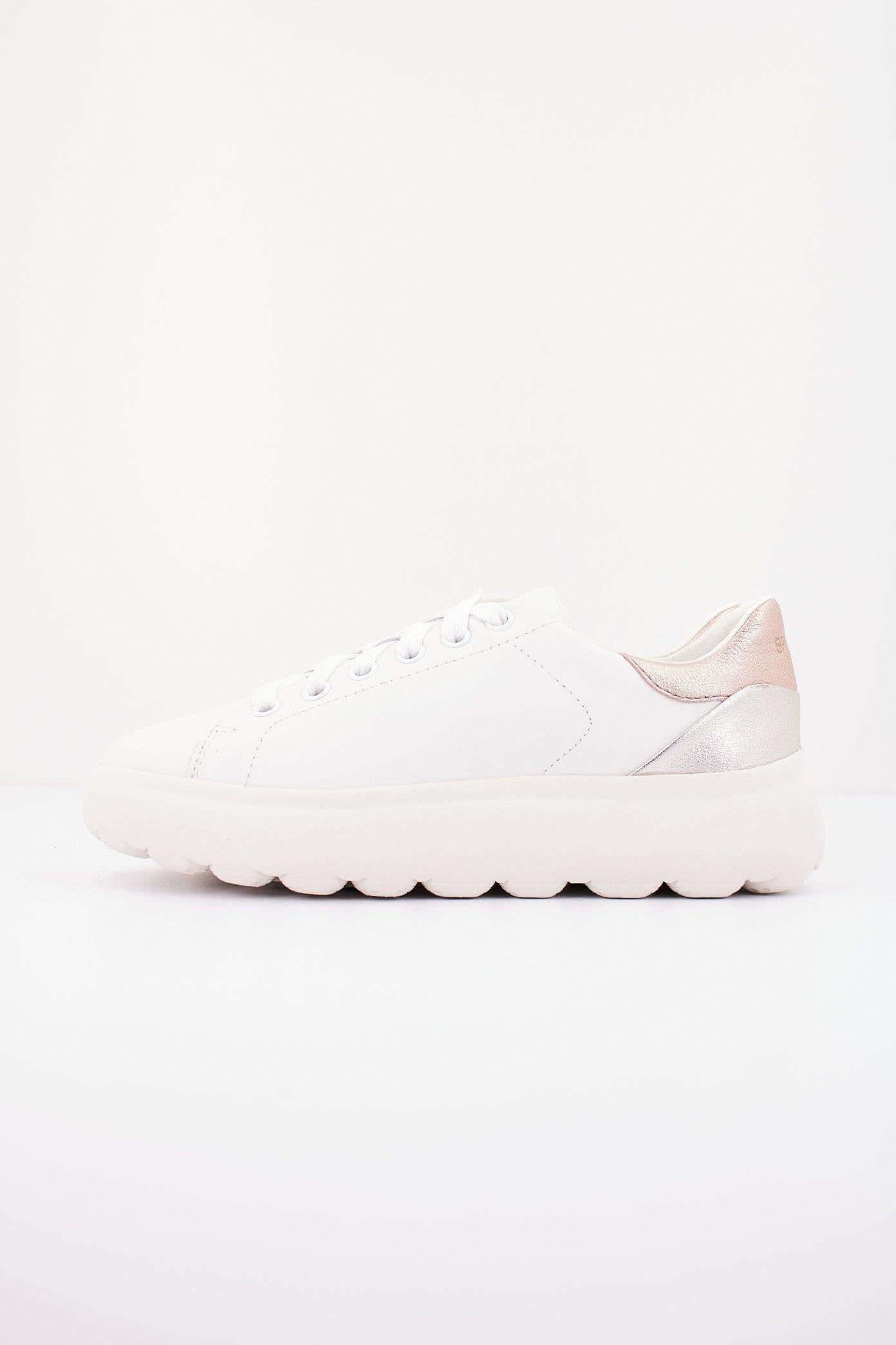 GEOX  D SPHERICA EC. C en color BLANCO  (1)