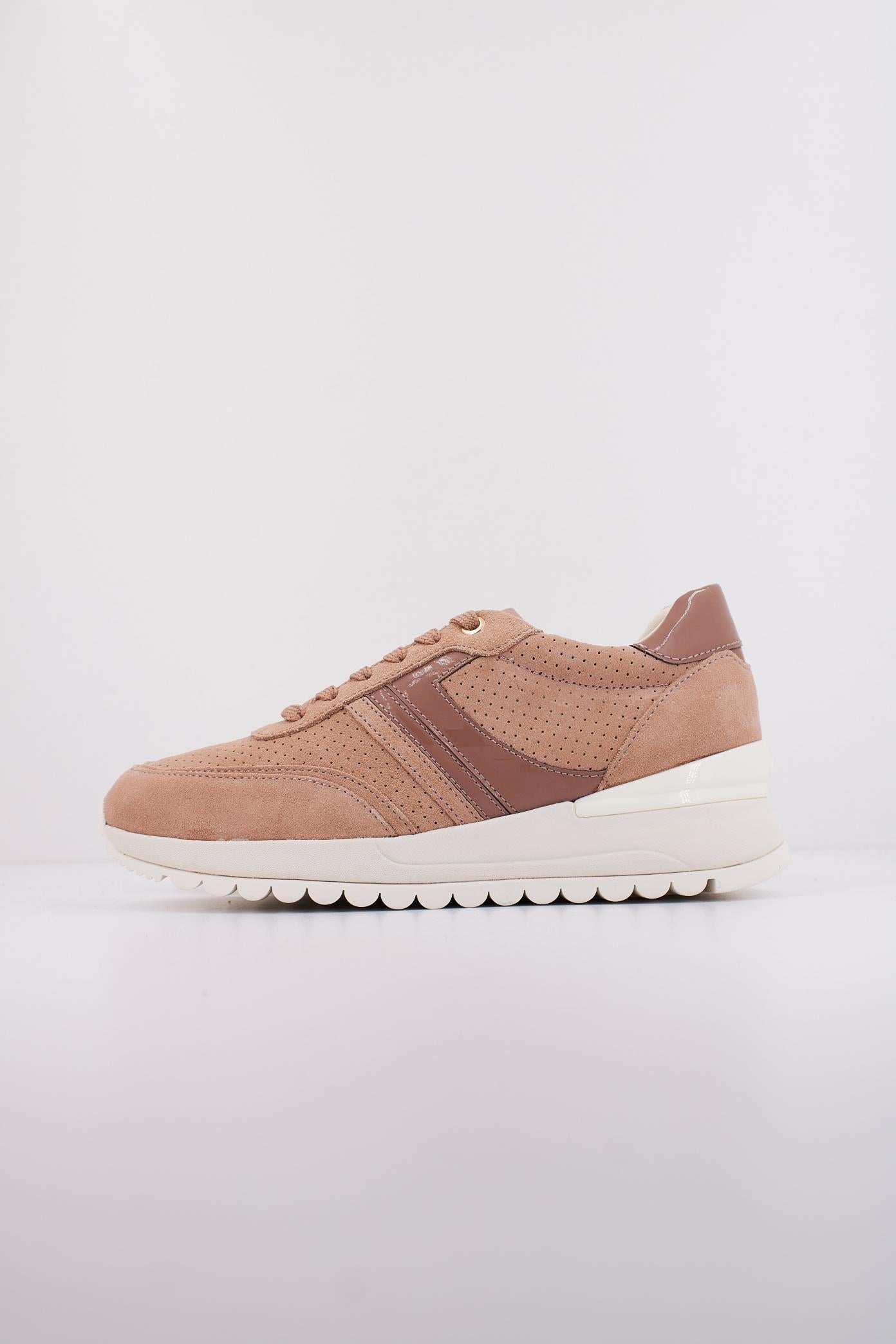 GEOX D DESYA A en color ROSA  (1)