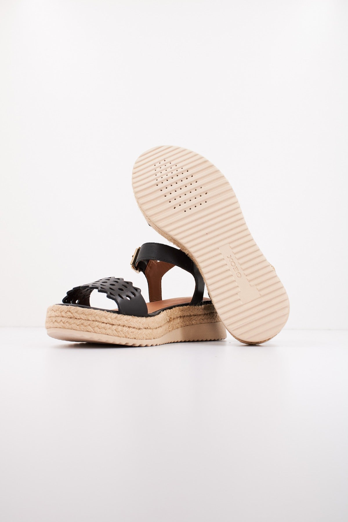GEOX D EOLIE A en color NEGRO  (4)