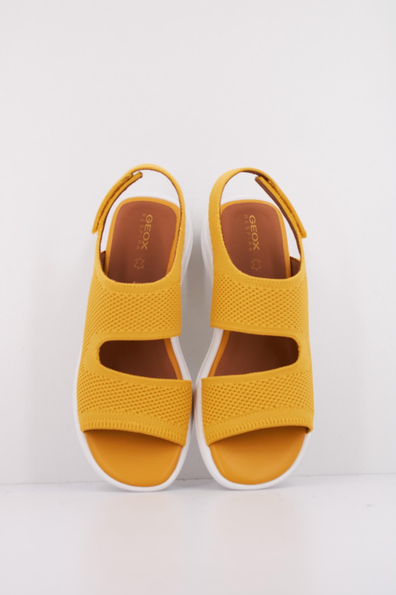 GEOX D SPHERICA EC A en color AMARILLO  (3)