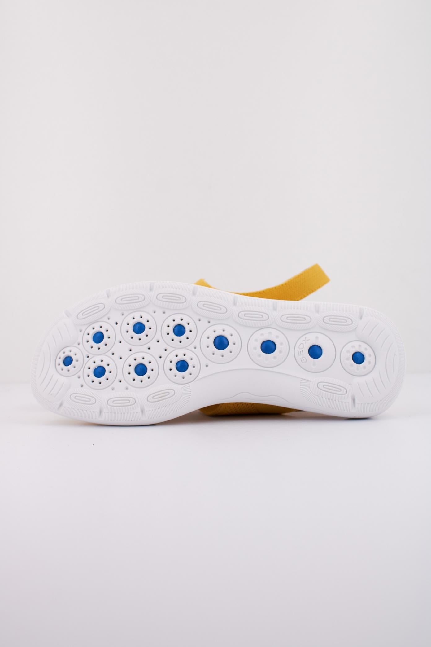 GEOX D SPHERICA EC A en color AMARILLO  (5)