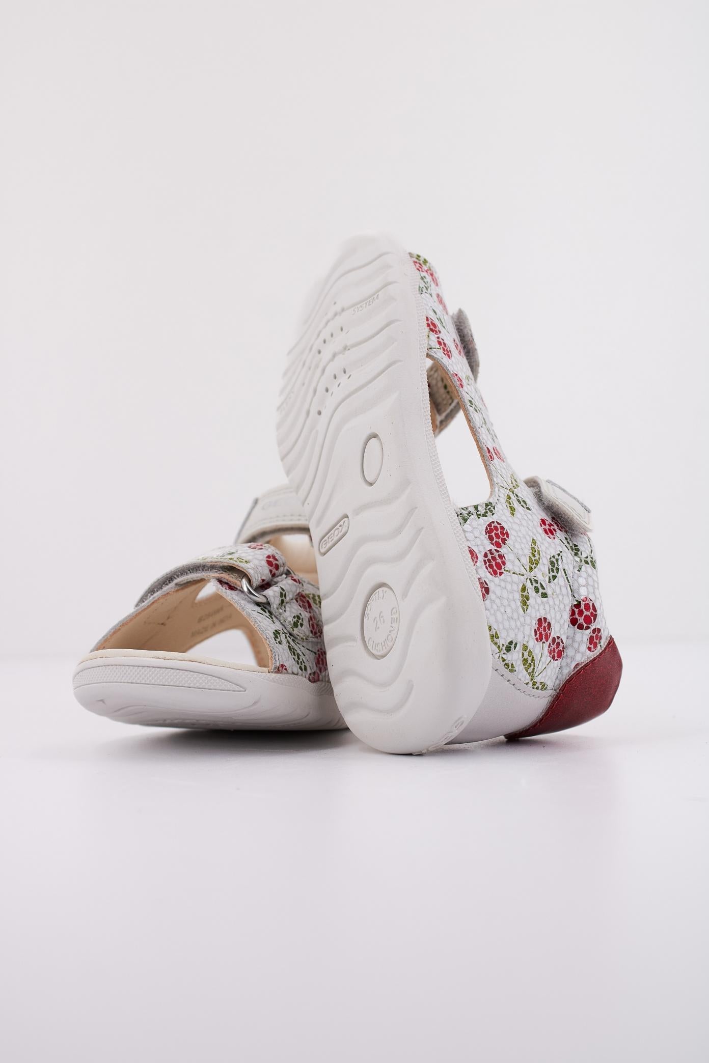 GEOX B SANDAL MACCHIA GIR en color BLANCO  (5)