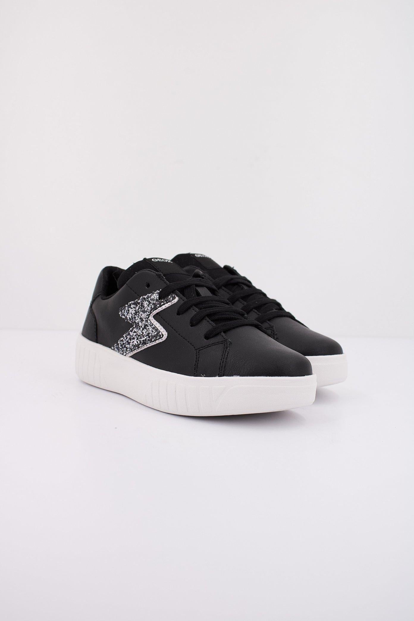 GEOX J MIKIROSHI GIRL en color NEGRO  (2)