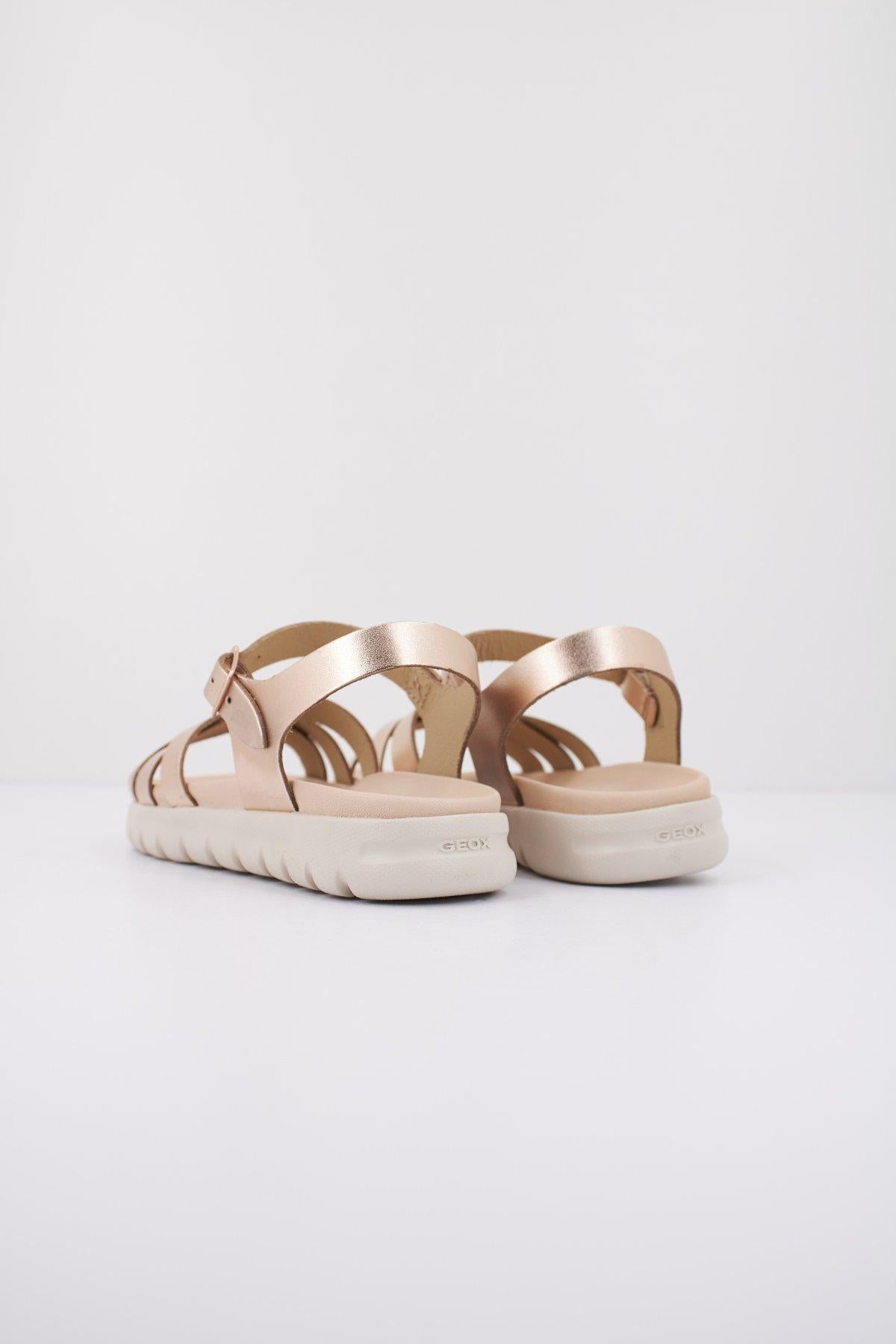 GEOX J S.SOLEIMA G.A en color BRONCE  (3)