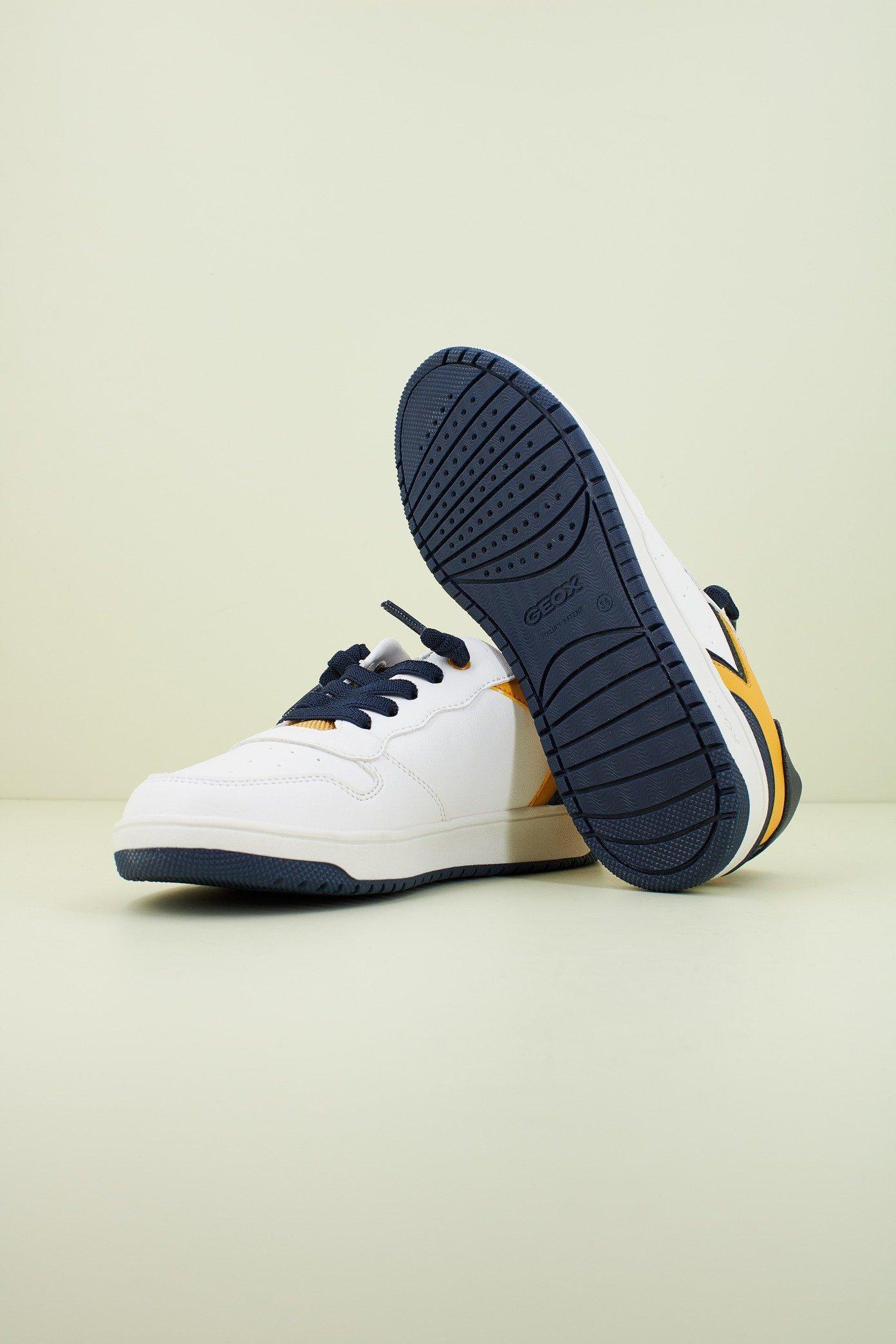 GEOX J WASHIBA BOY en color BLANCO  (4)
