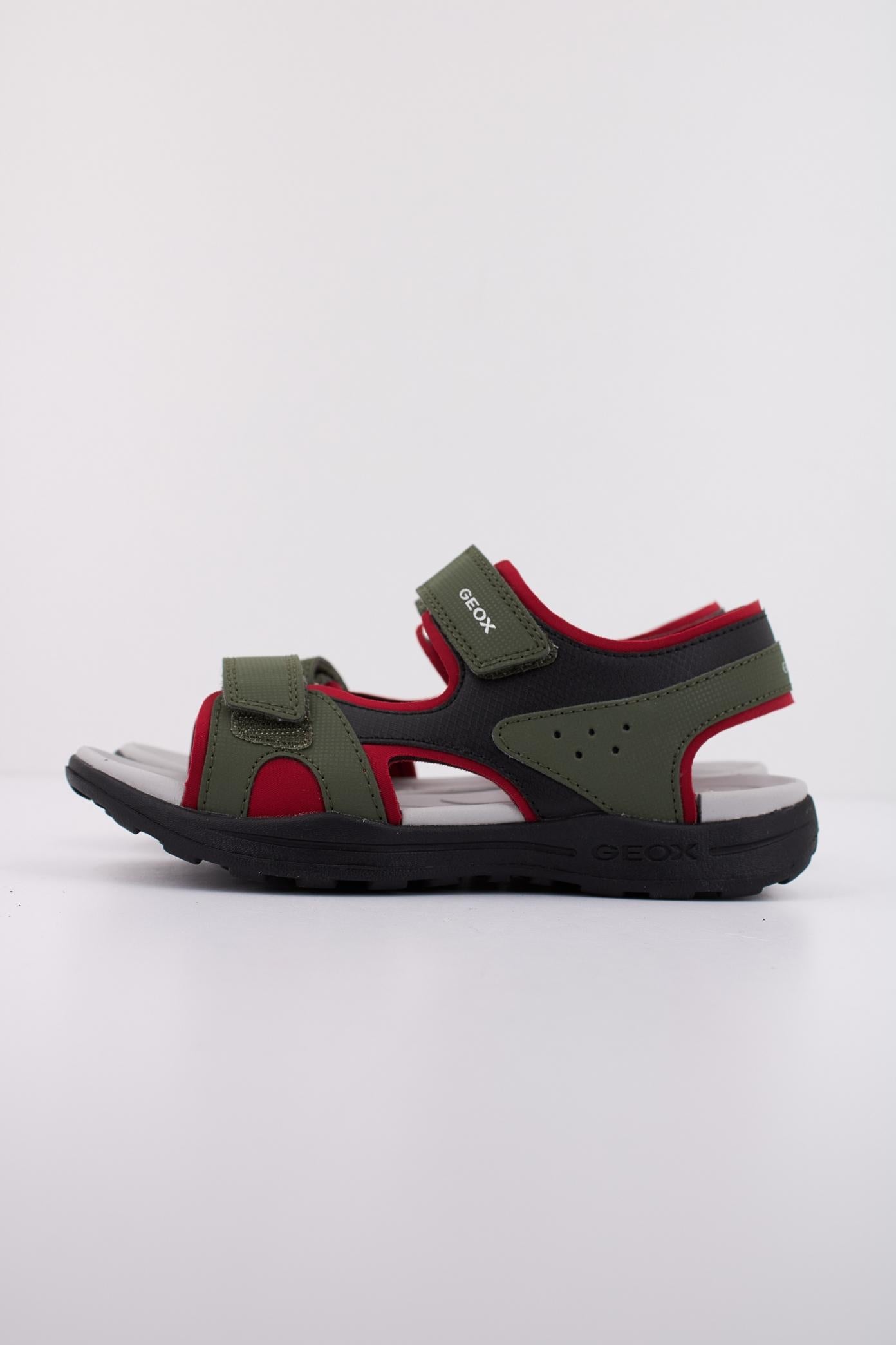 GEOX J VANIETT BOY en color VERDE  (1)