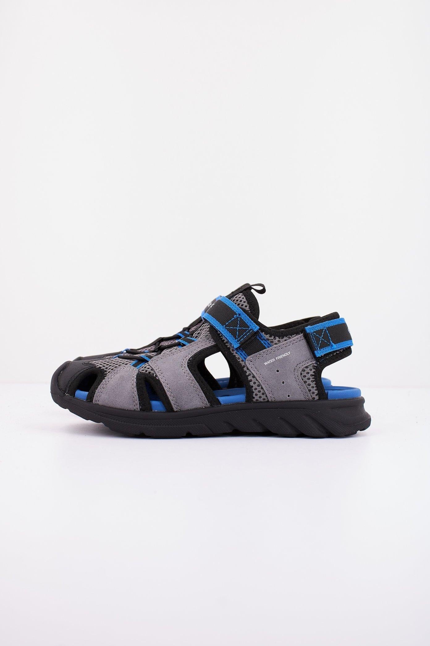 GEOX SANDAL AIRADYUM F en color GRIS  (1)