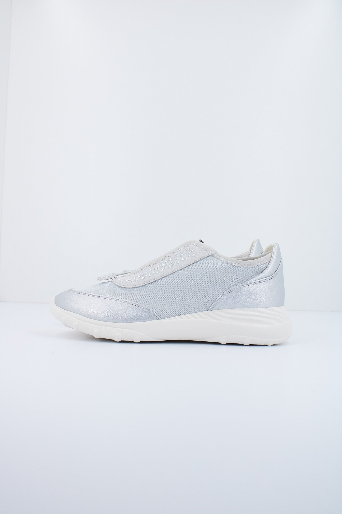 GEOX D ALLENIEE en color PLATA  (1)