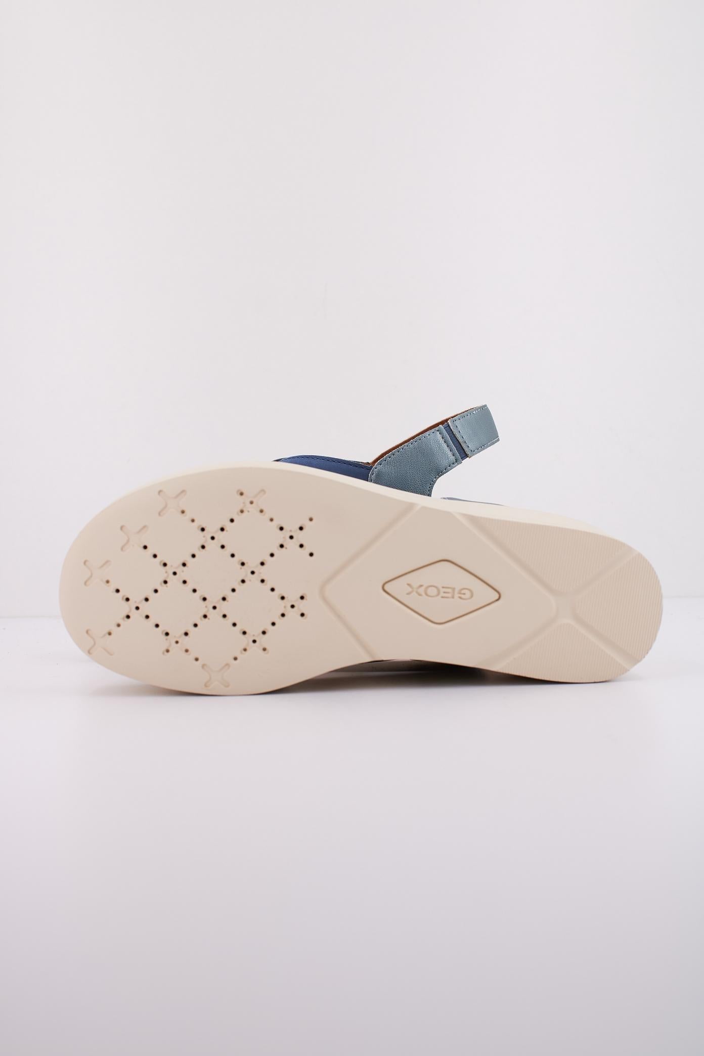 GEOX D XAND .S B en color AZUL  (5)