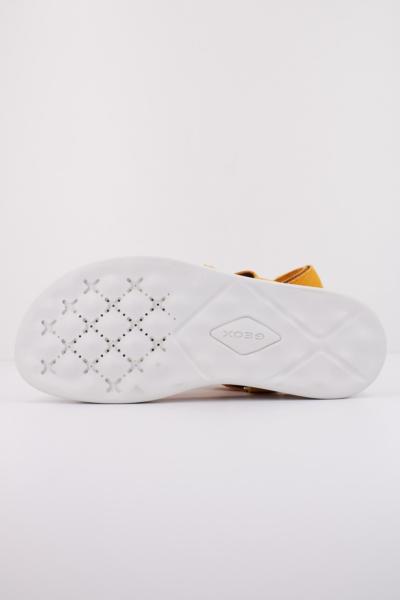 GEOX D XAND S en color AMARILLO  (5)