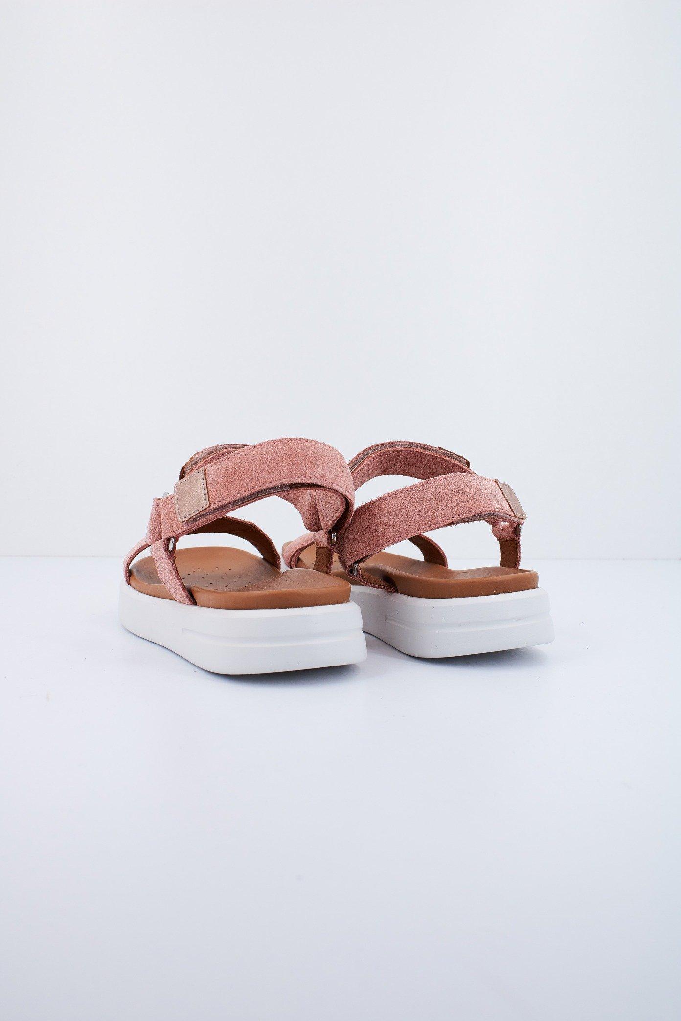 GEOX D XAND S en color ROSA  (3)