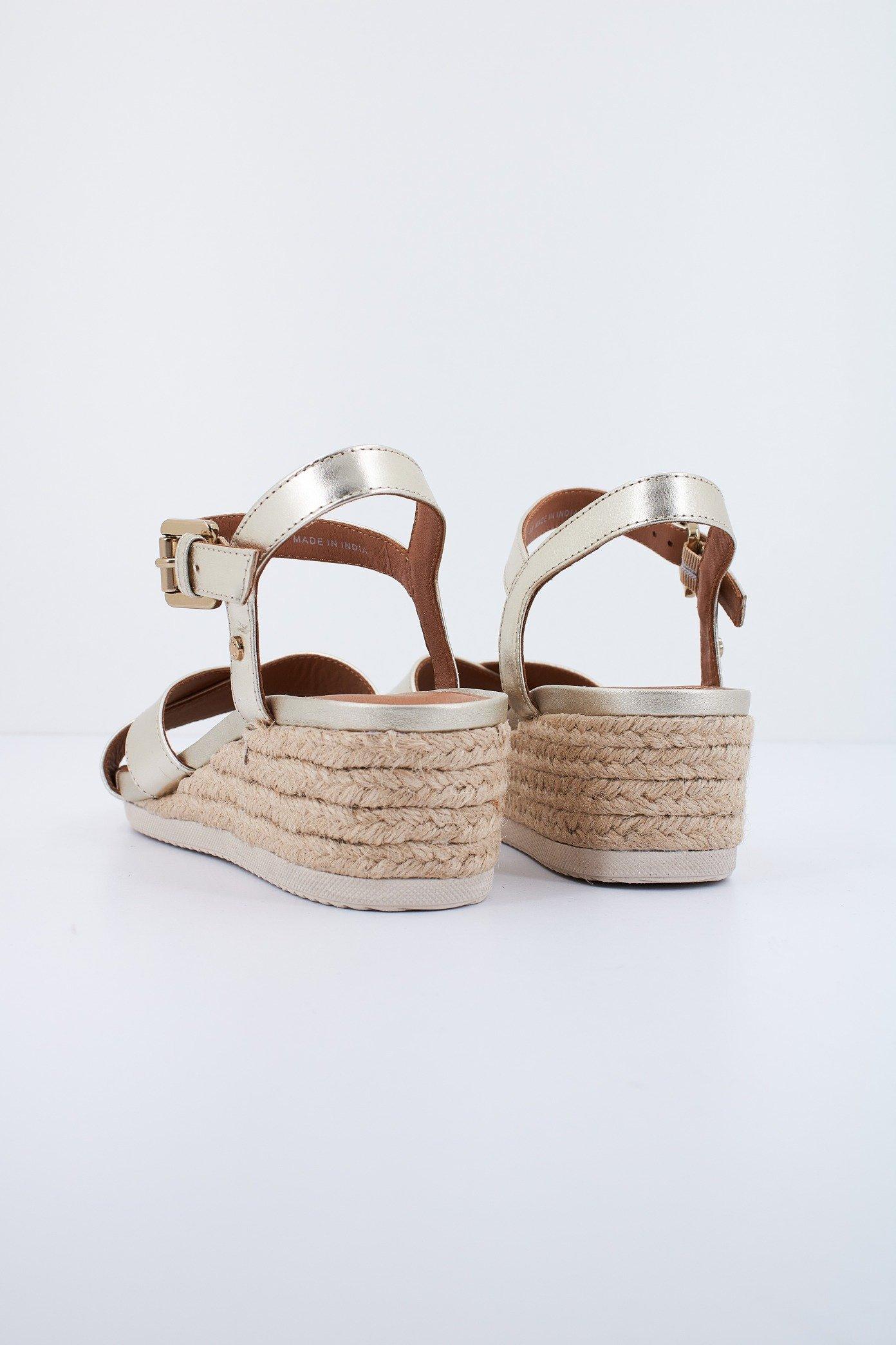 GEOX D ISCHIA CORDA en color ORO  (3)