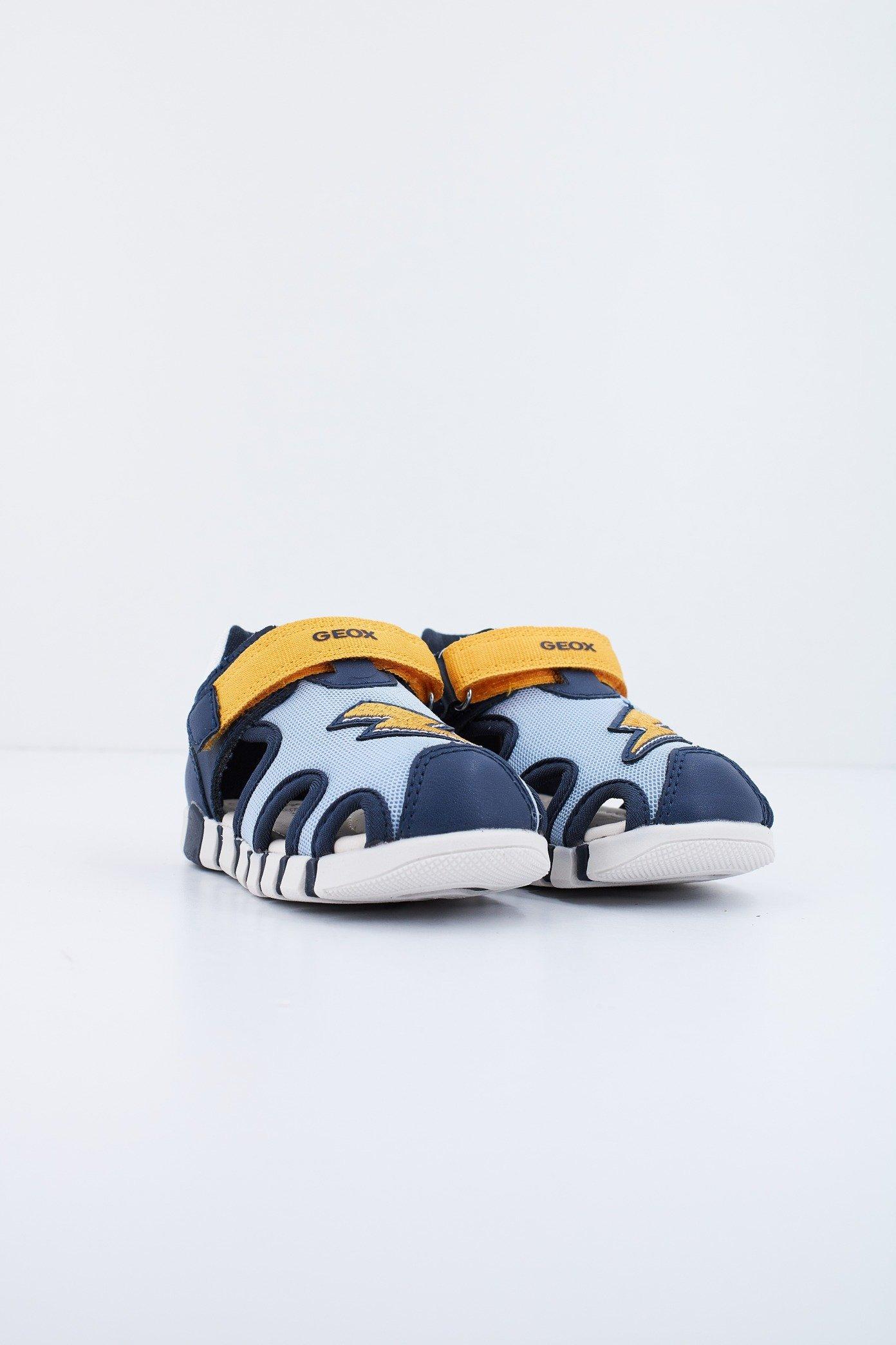 GEOX B SANDAL IUPIDOO B en color AZUL  (2)