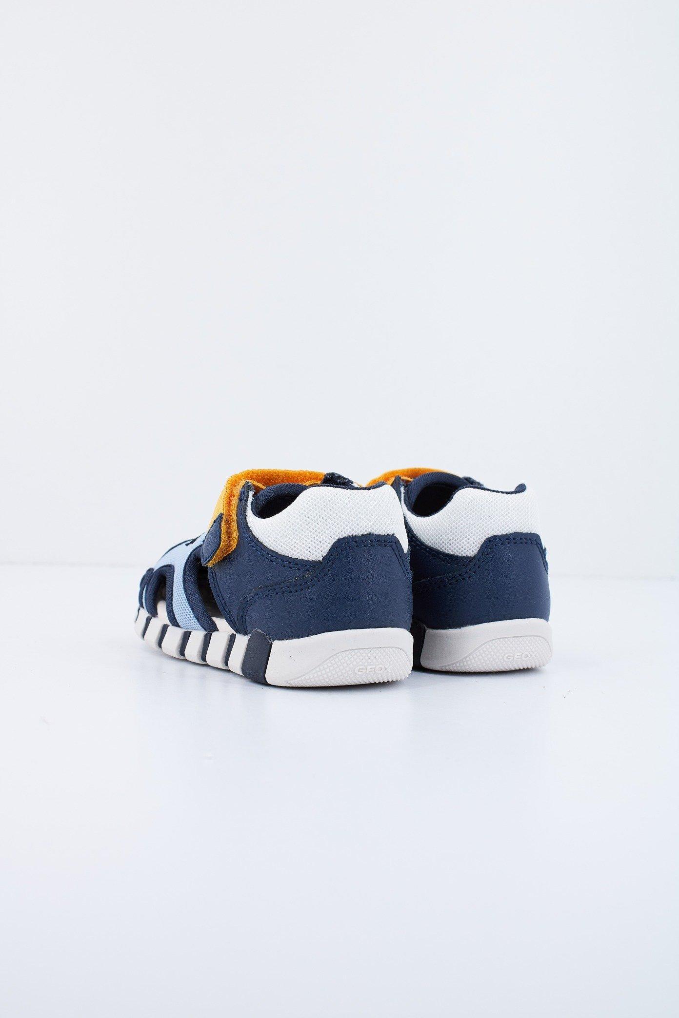 GEOX B SANDAL IUPIDOO B en color AZUL  (3)