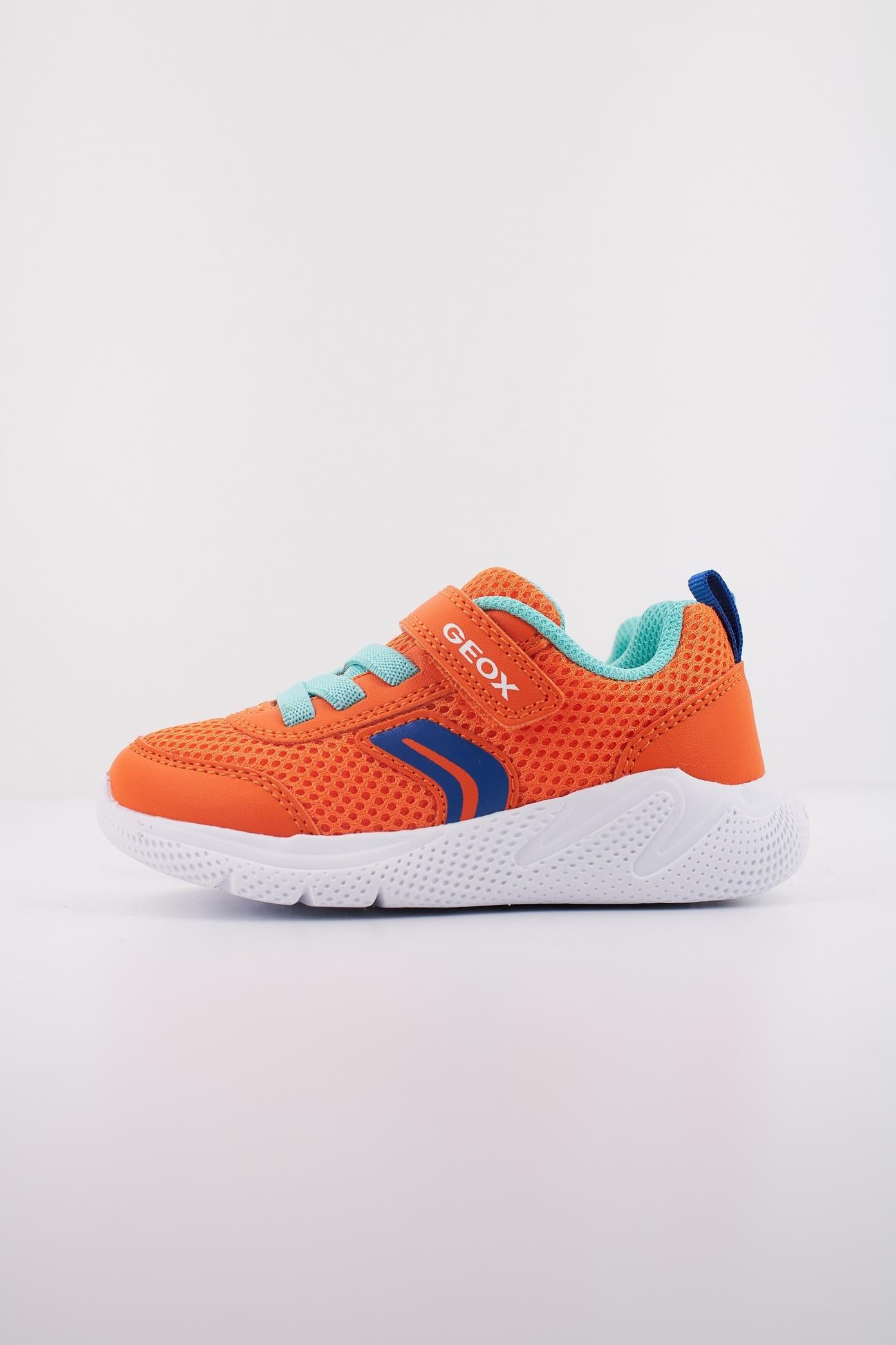 GEOX  B SPRINTYE BOY  en color NARANJA  (1)