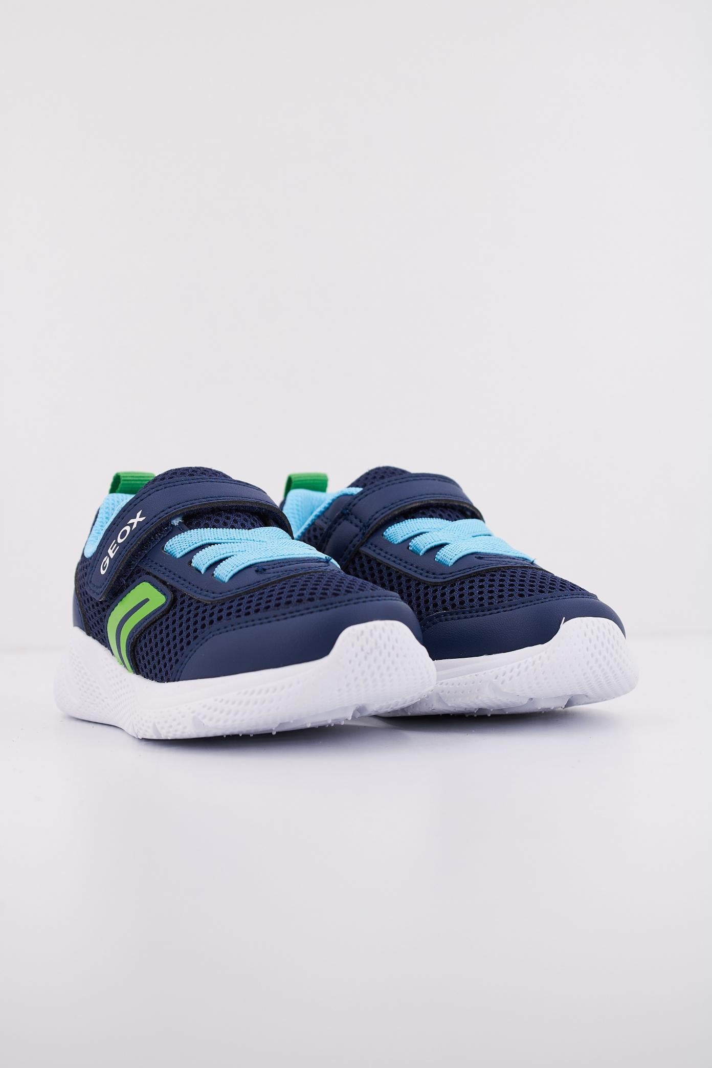 GEOX  B SPRINTYE BOY  en color AZUL  (2)