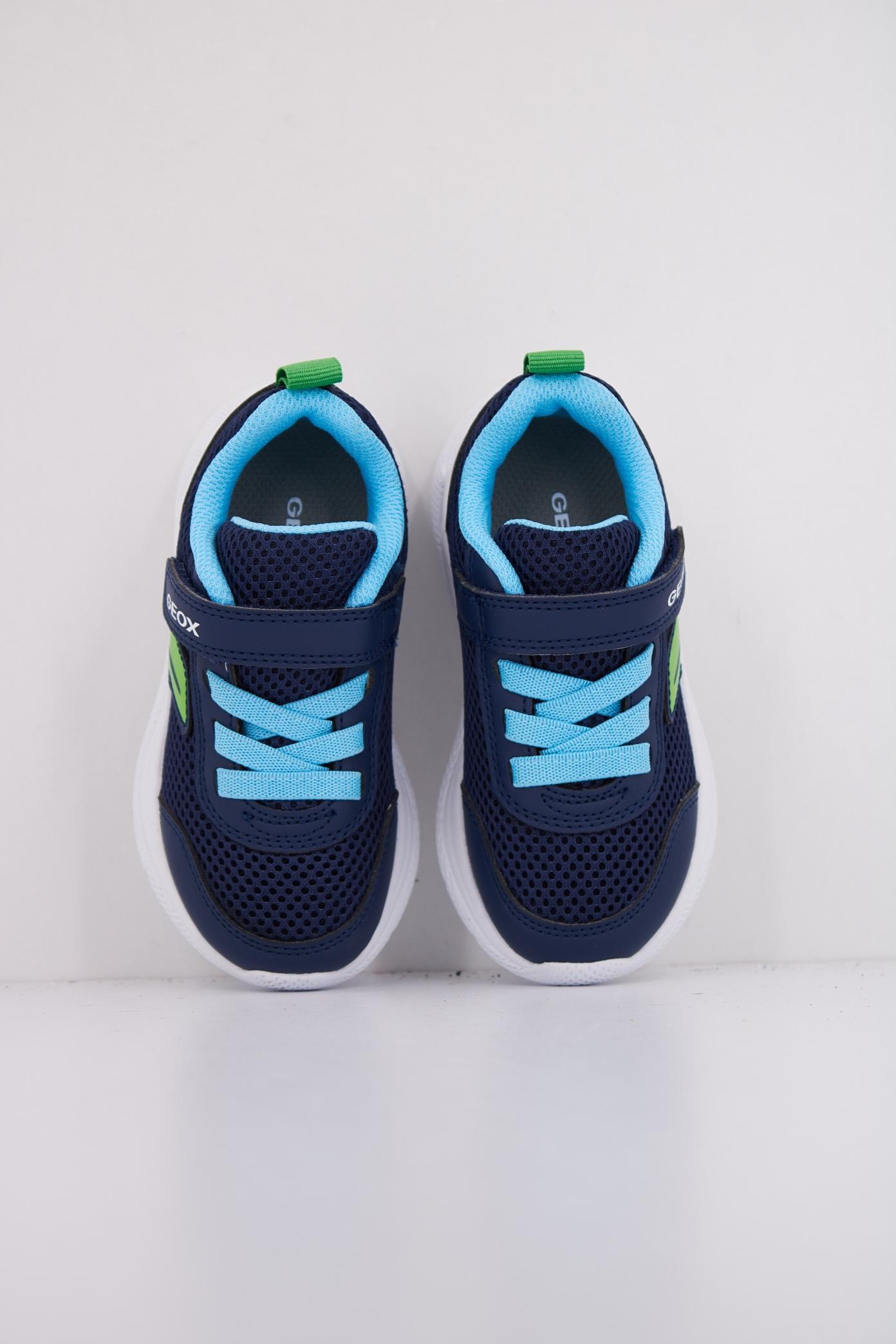 GEOX  B SPRINTYE BOY  en color AZUL  (3)