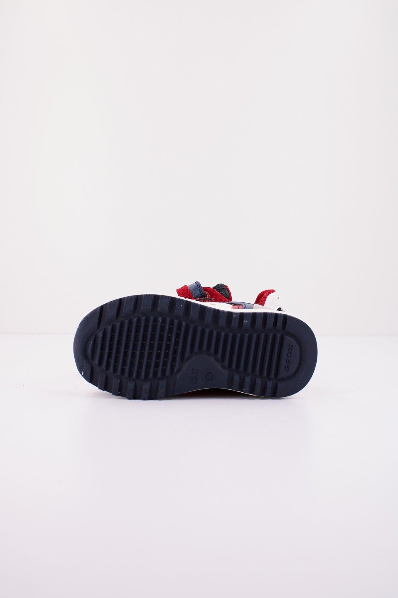 GEOX B ALBEN BOY en color AZUL  (4)