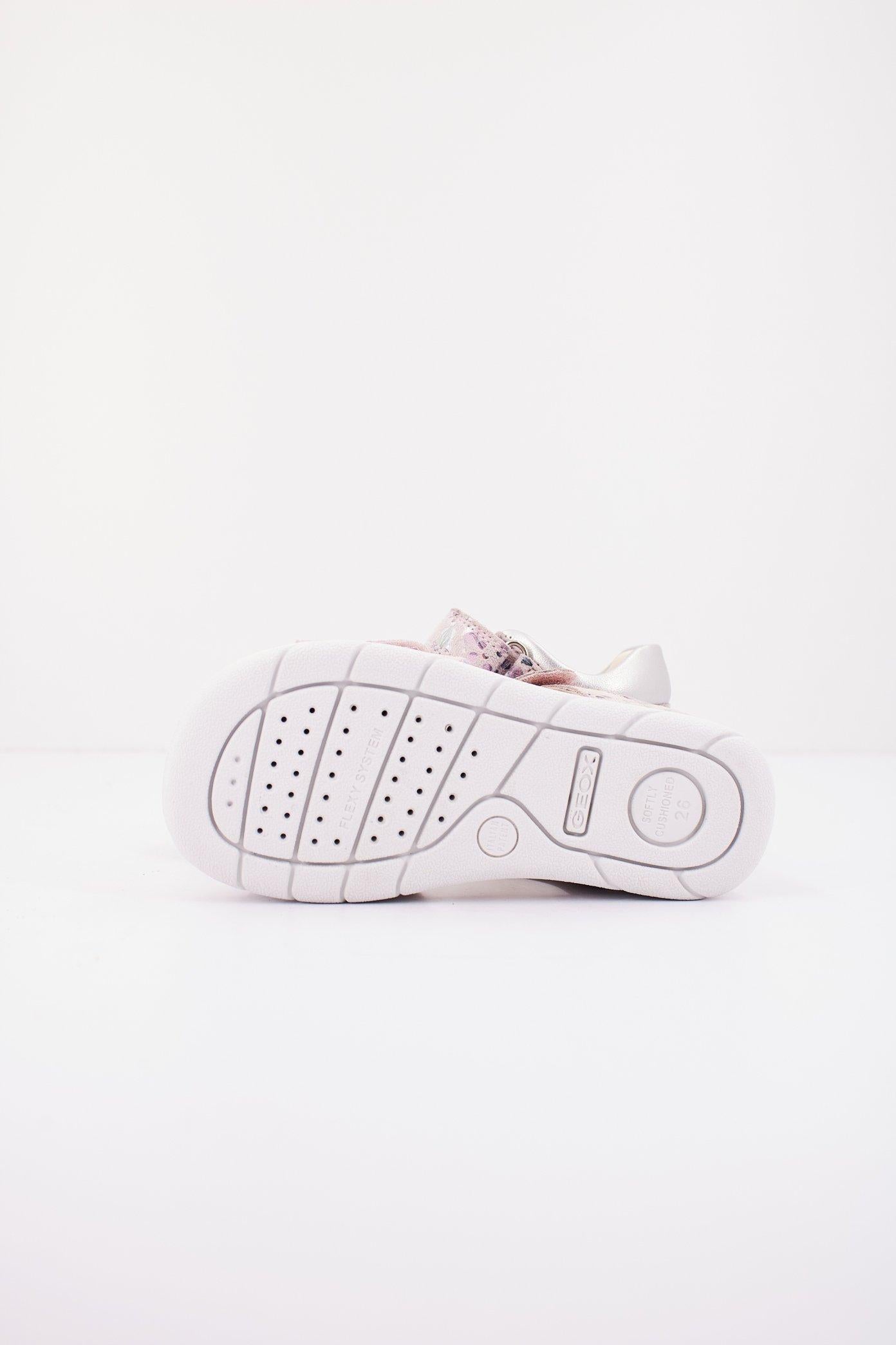GEOX B SANDAL ALUL GIRL en color ROSA  (4)