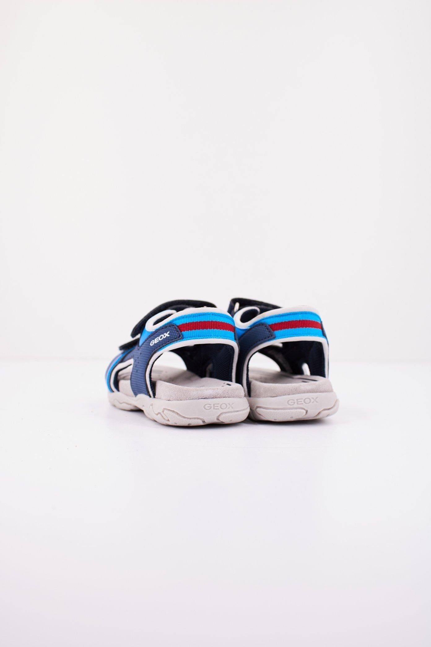 GEOX B SANDAL FLAFFEE BOY en color AZUL  (3)