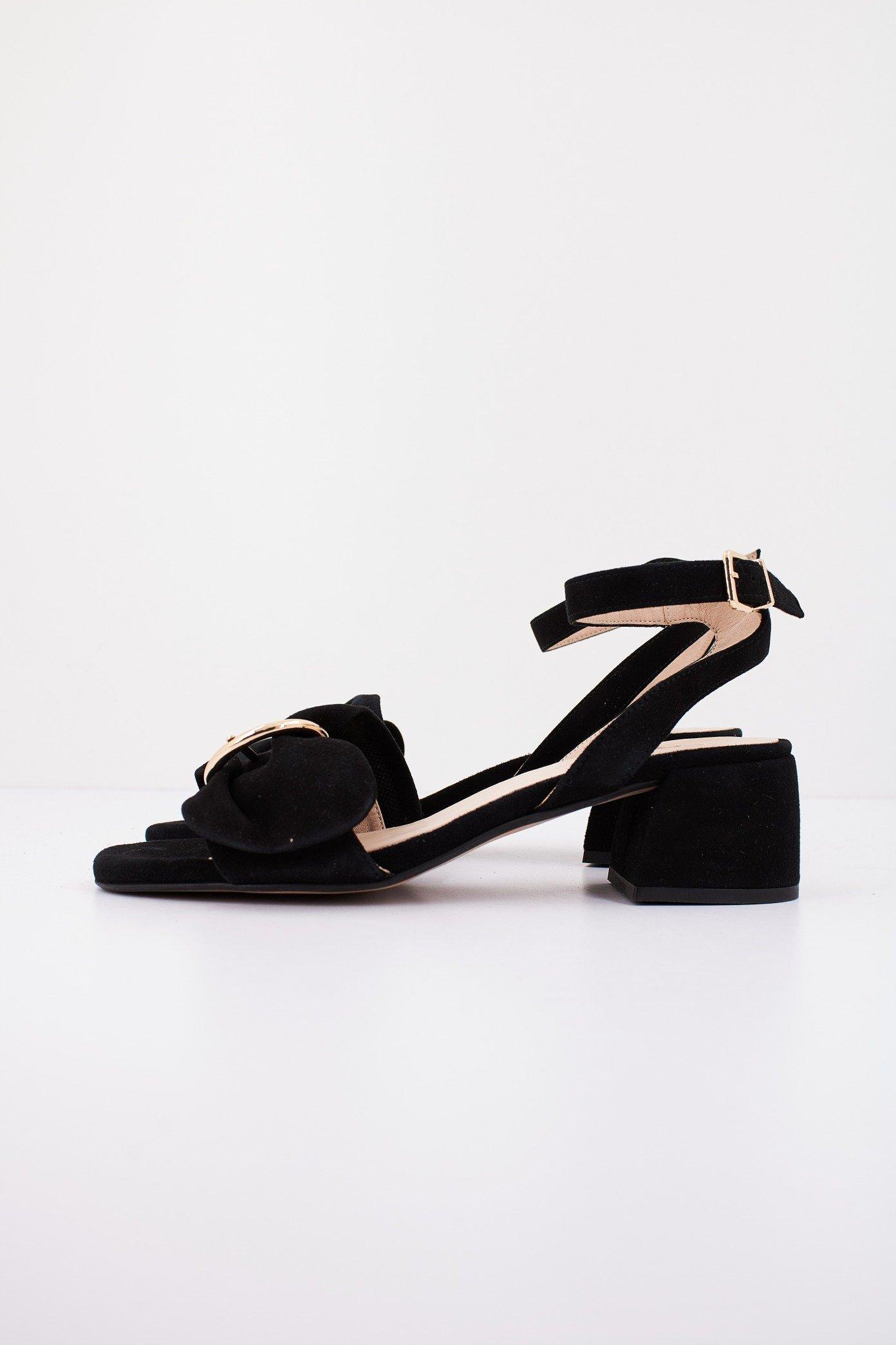 GEOX D LICINA en color NEGRO  (1)