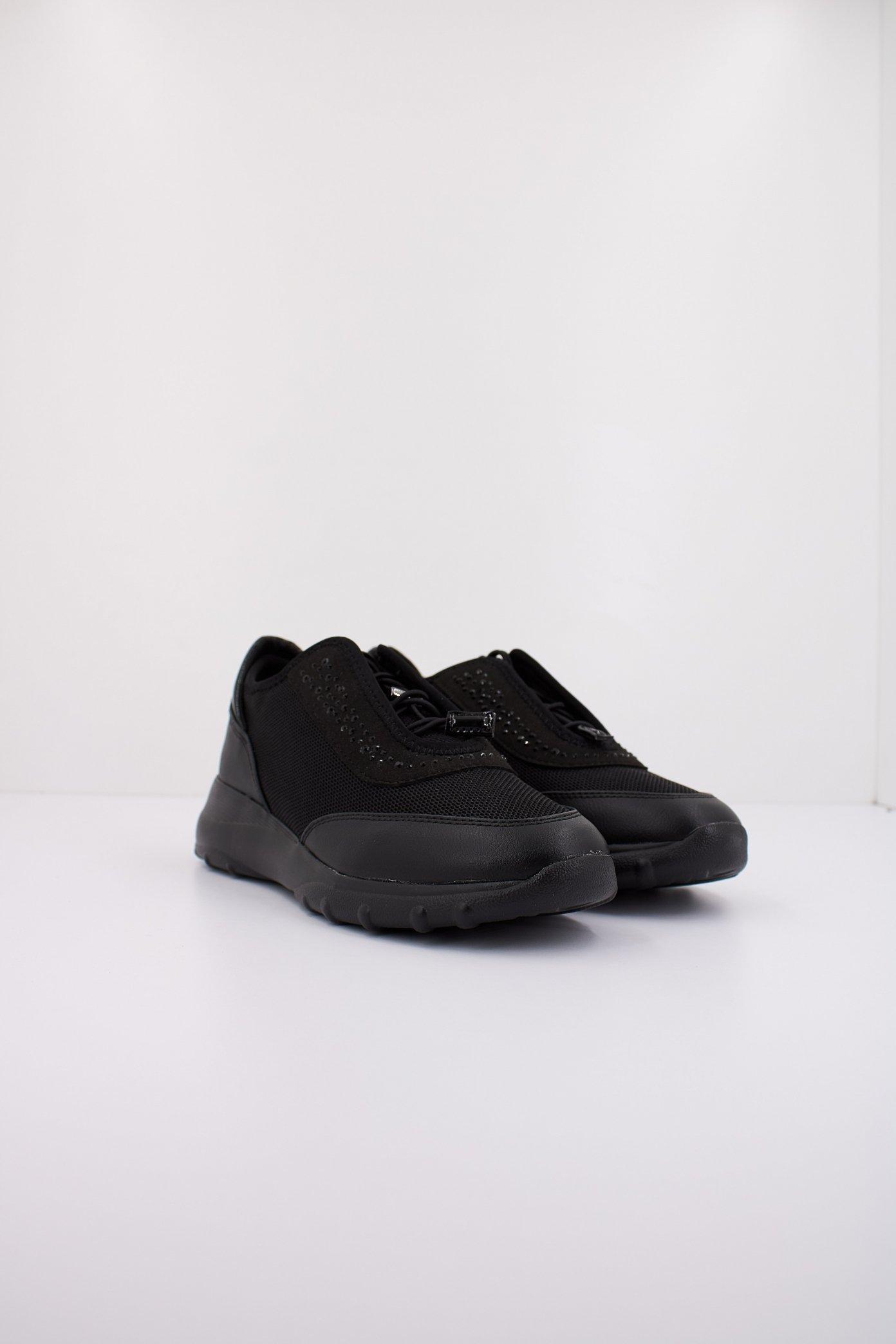 GEOX D ALLENIEE en color NEGRO  (2)