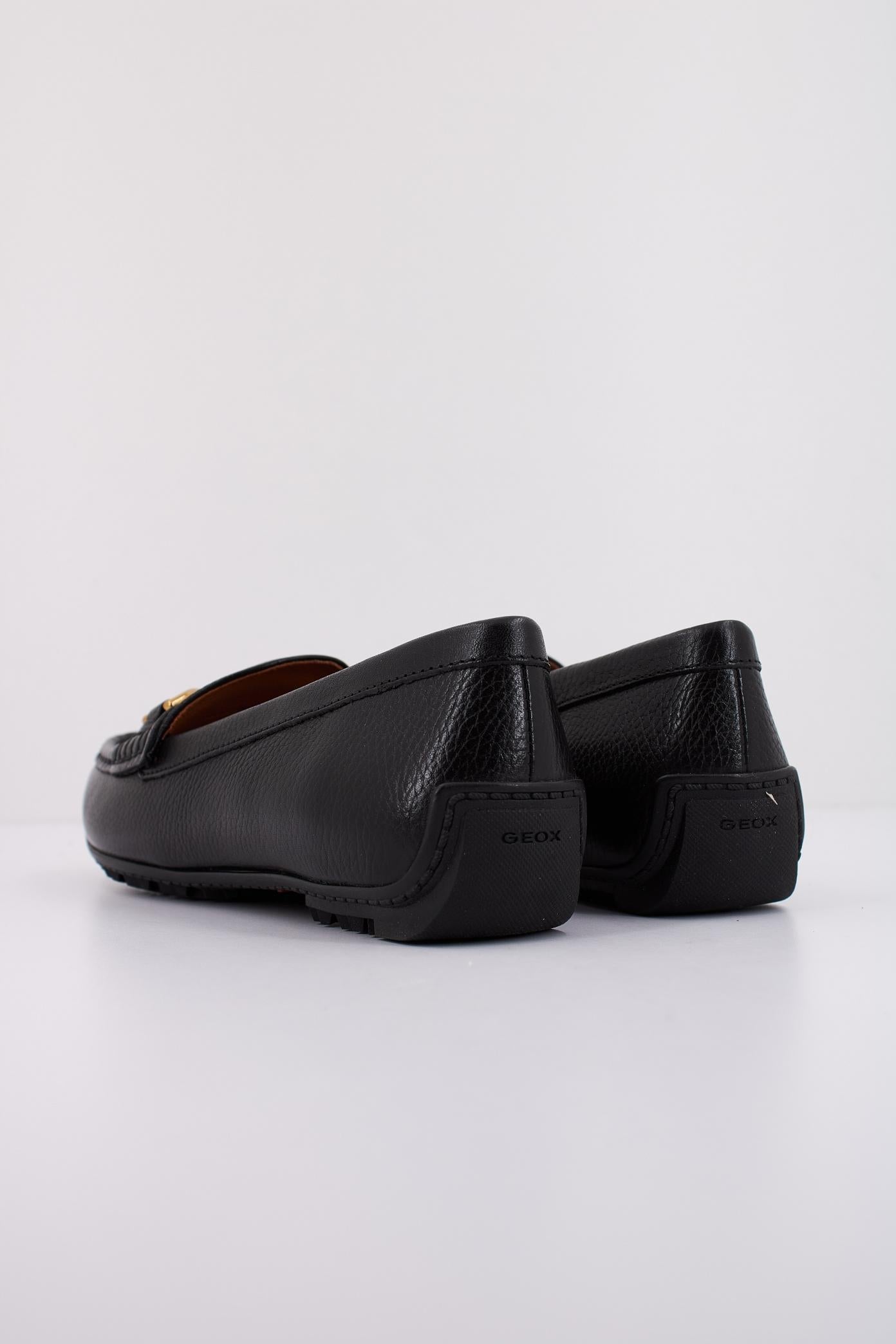 GEOX D KOSMOPOLIS + GRIP en color NEGRO  (4)