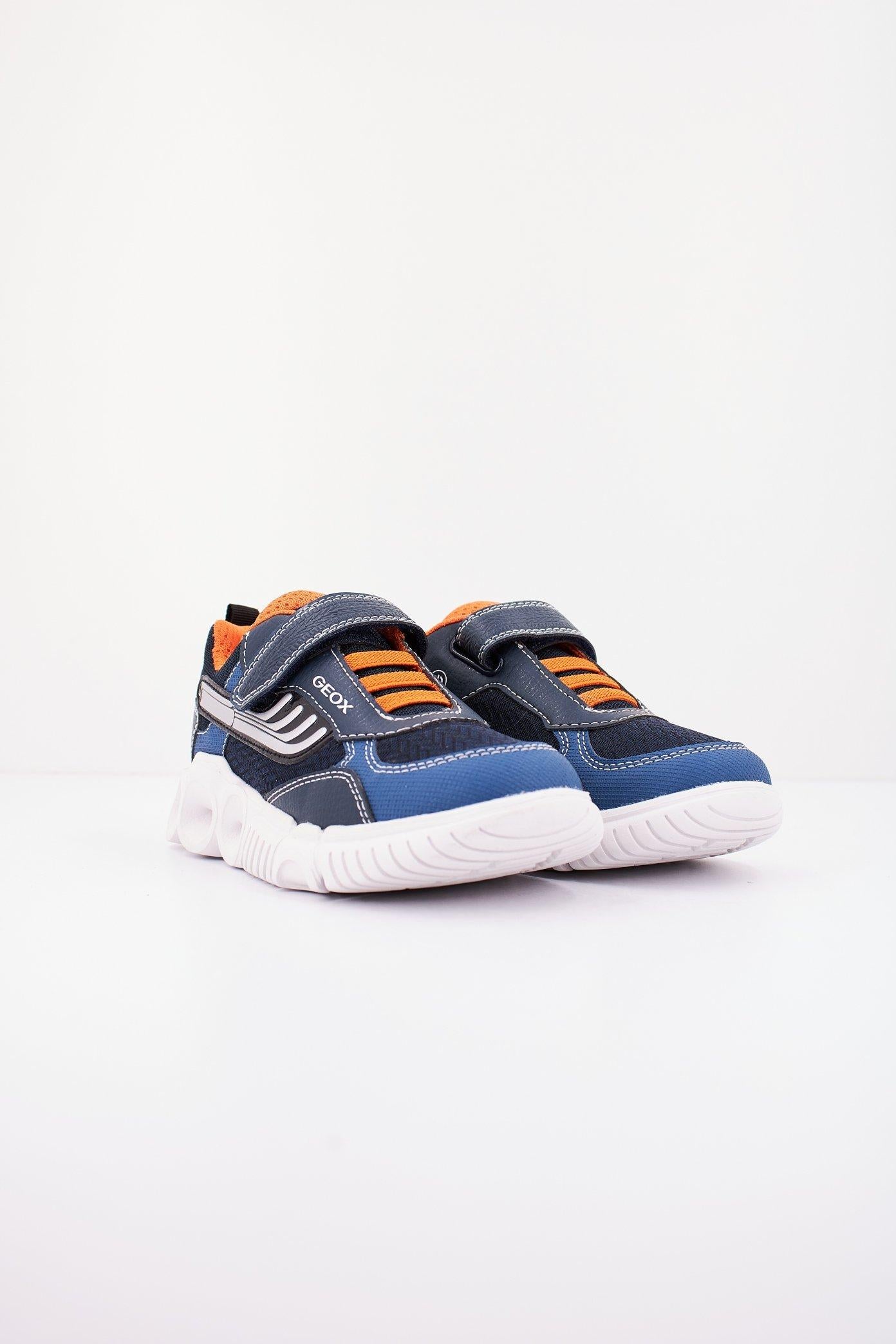 GEOX J WROOM BOY en color AZUL  (2)