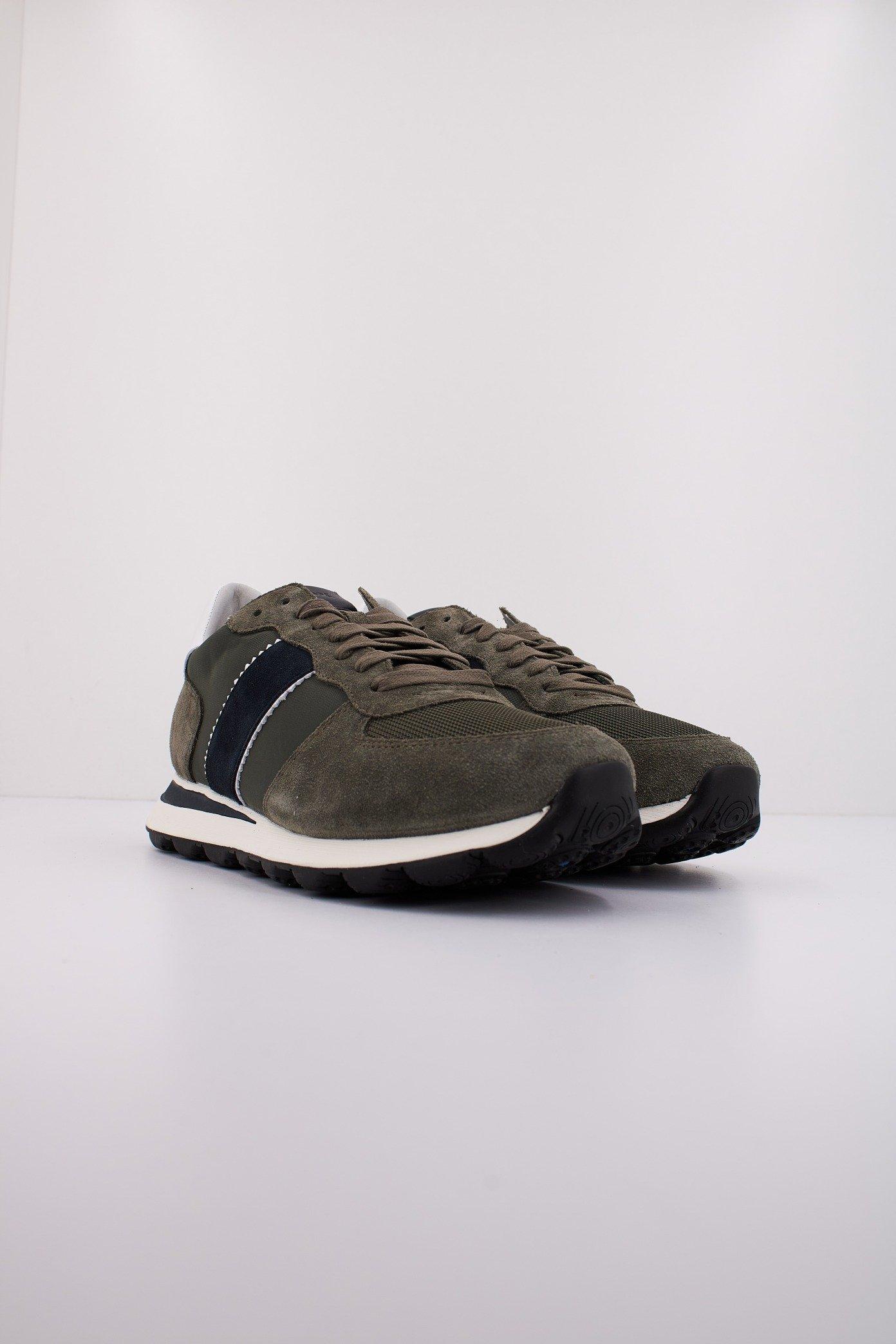 GEOX U SPHERICA VSERIES en color VERDE  (2)