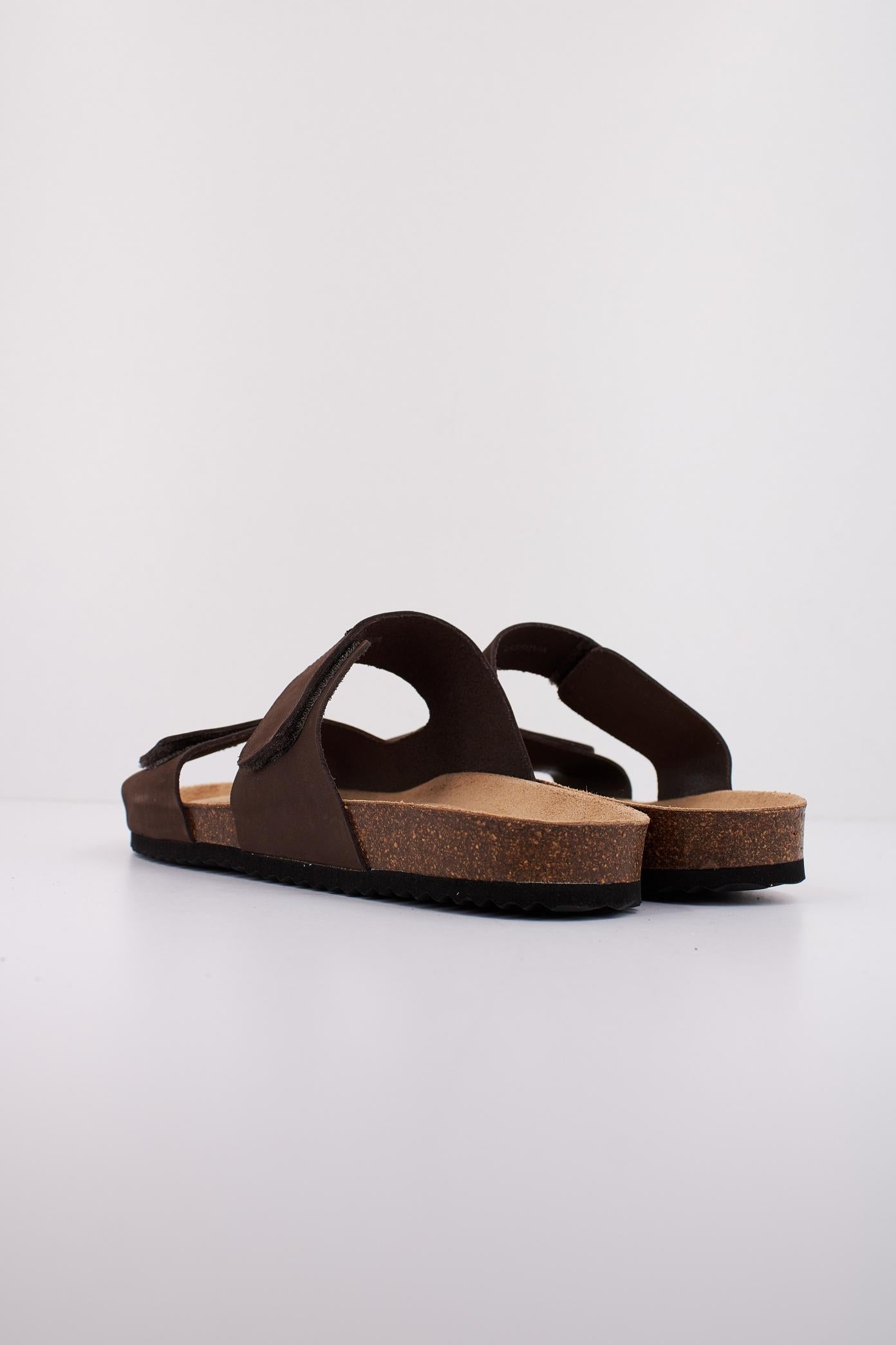 GEOX SANDAL GHITA en color MARRON  (4)