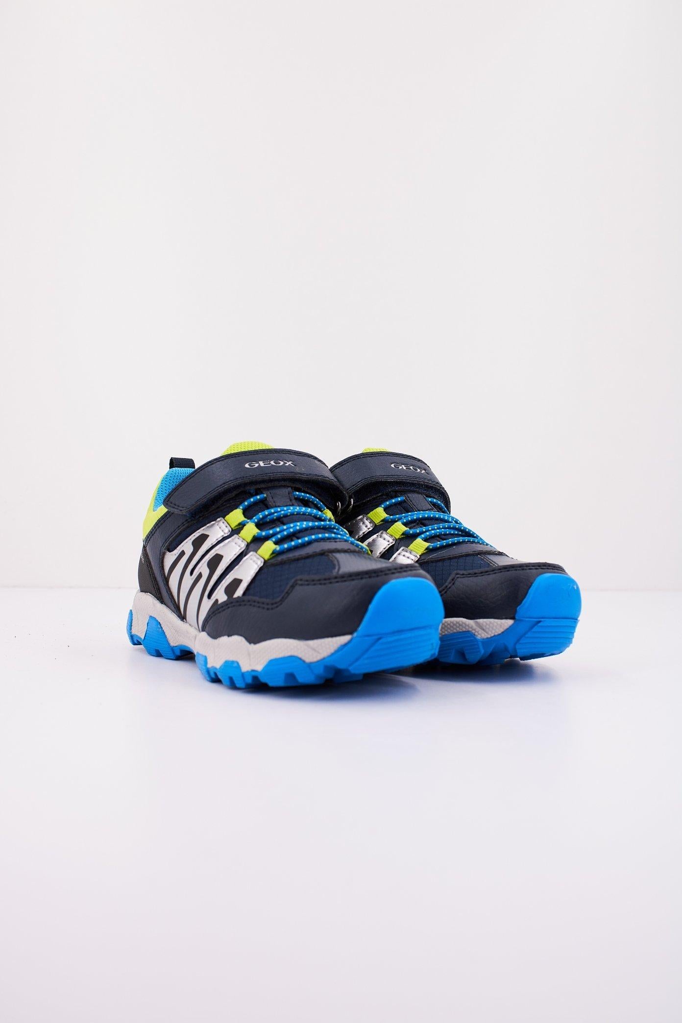 GEOX J MAGNETAR BOY B ABX en color AZUL  (2)