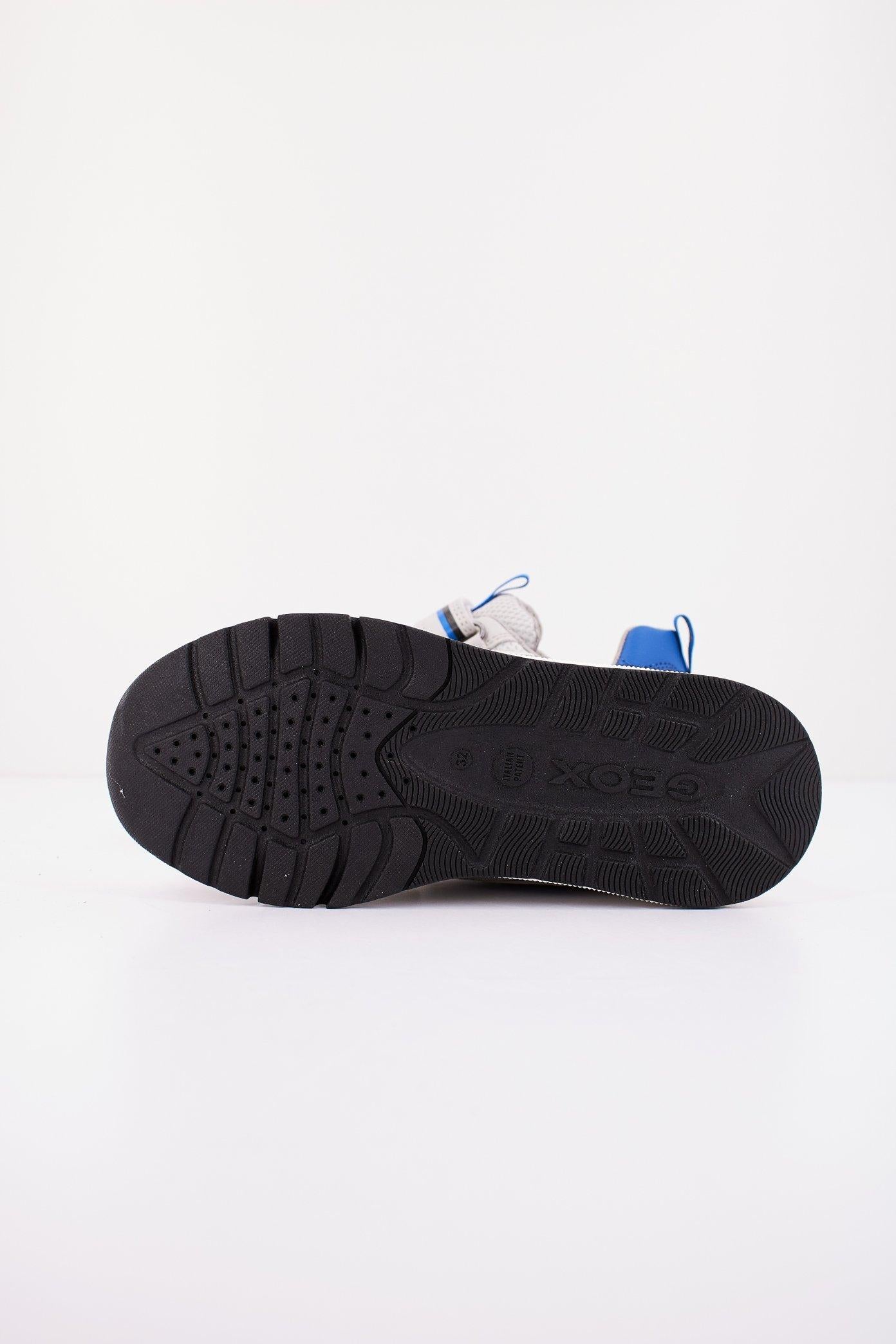 GEOX  J ROONER BOY en color GRIS  (4)