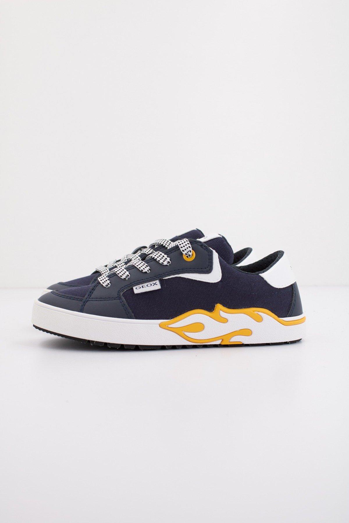 GEOX J ALPHABEET BOY en color AZUL  (1)