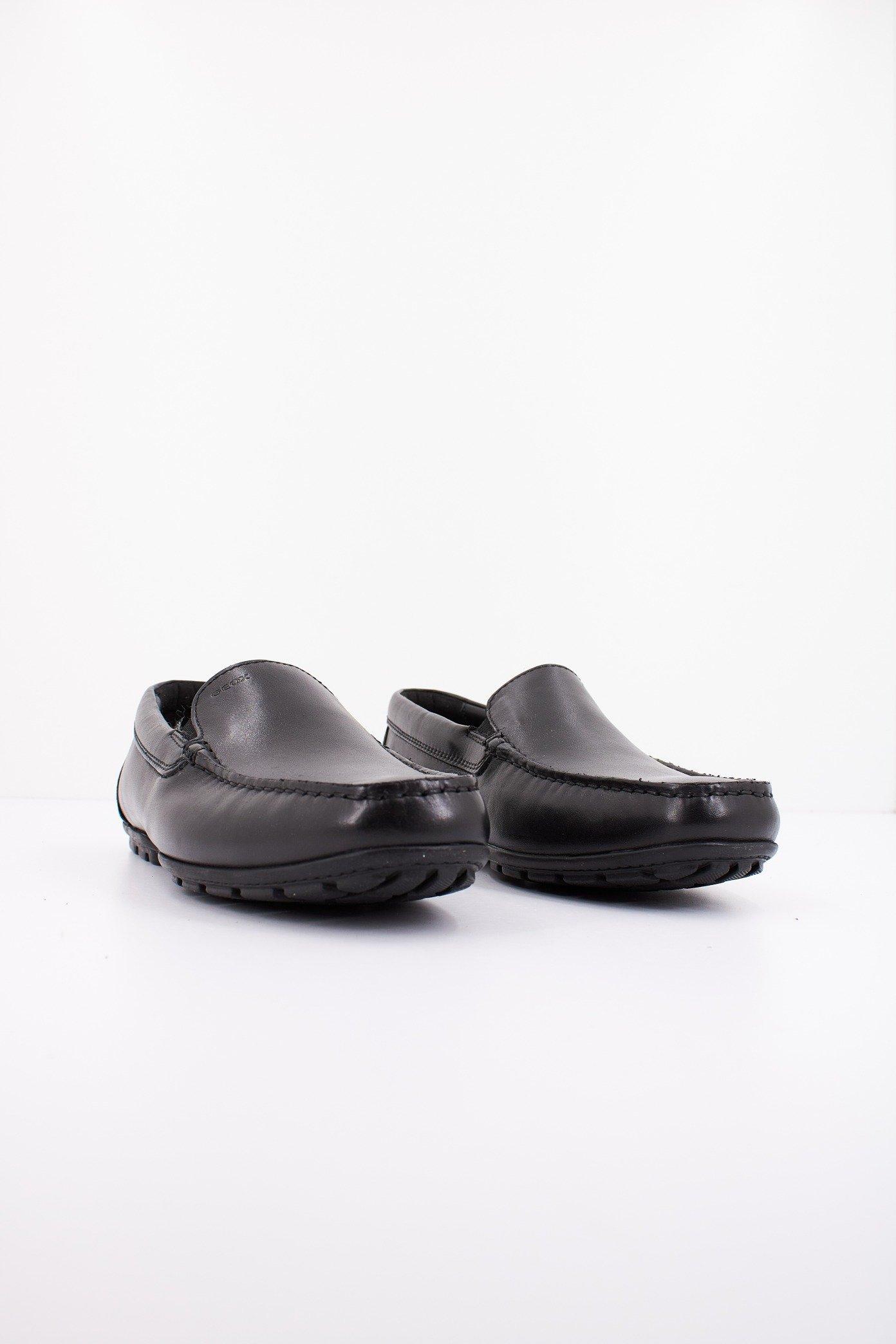 GEOX U MONER FIT en color NEGRO  (3)