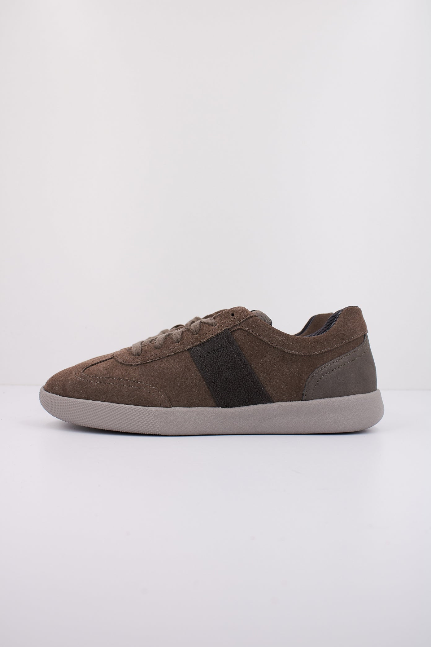 GEOX U RIETI en color MARRON  (1)