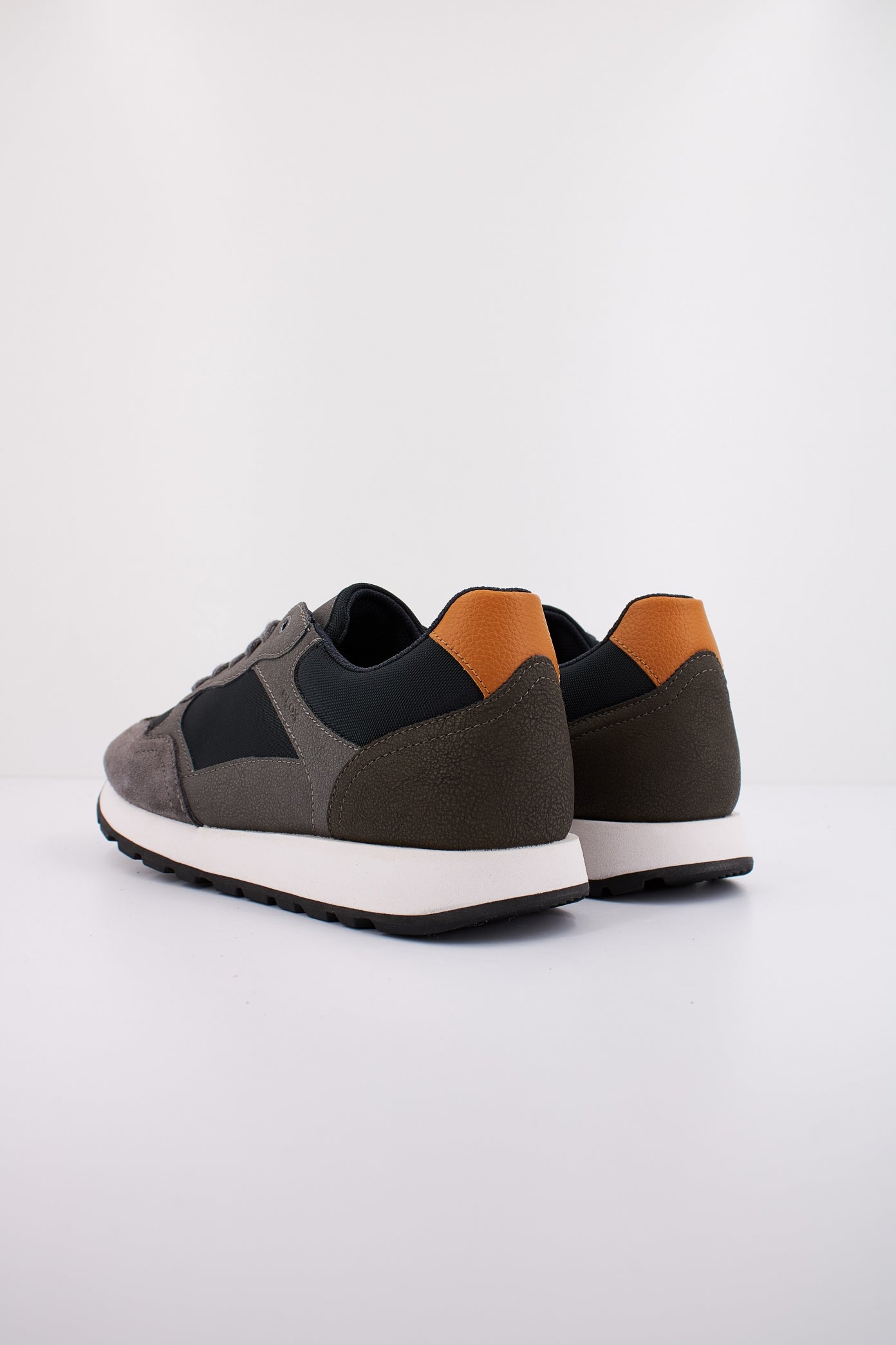 GEOX U VICENDA en color GRIS  (4)