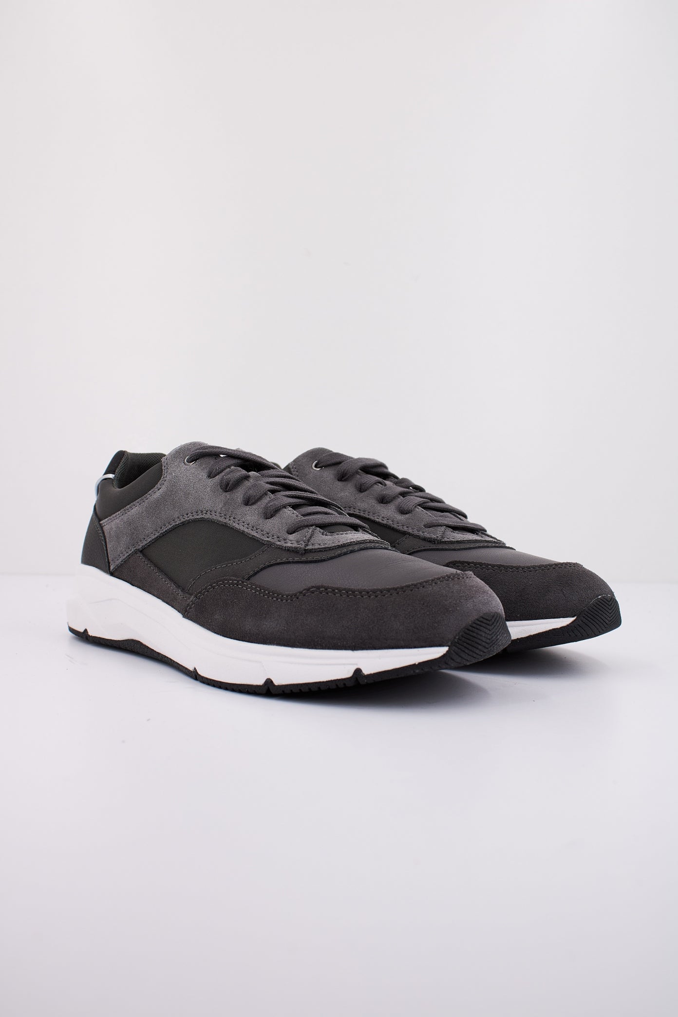 GEOX U RADENTE en color GRIS  (2)