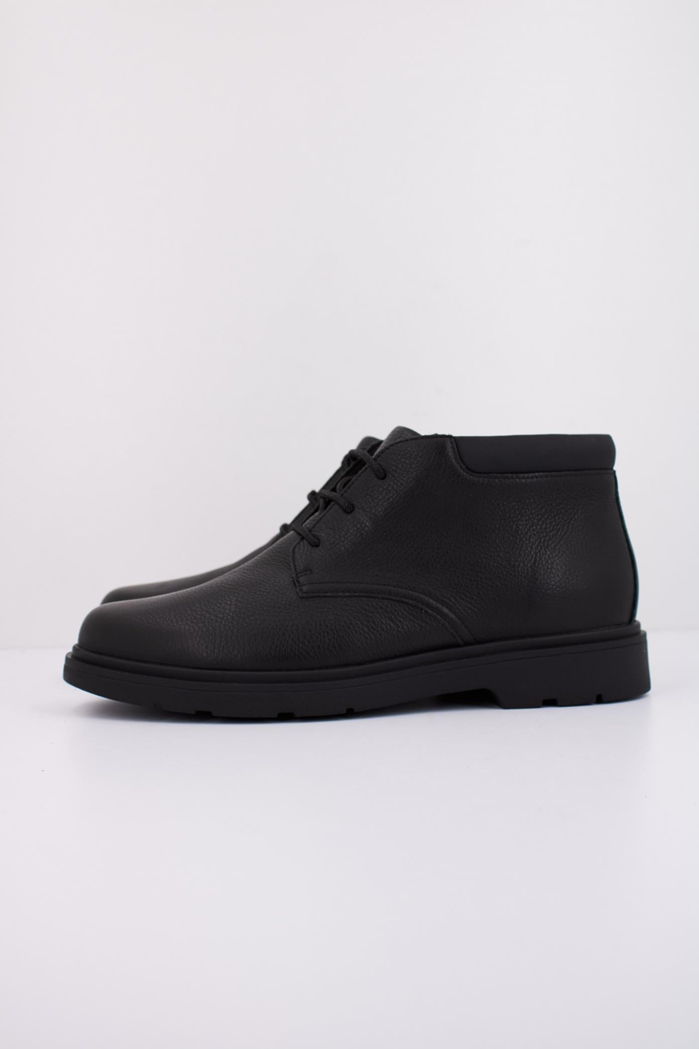 GEOX U SPHERICA  en color NEGRO  (1)