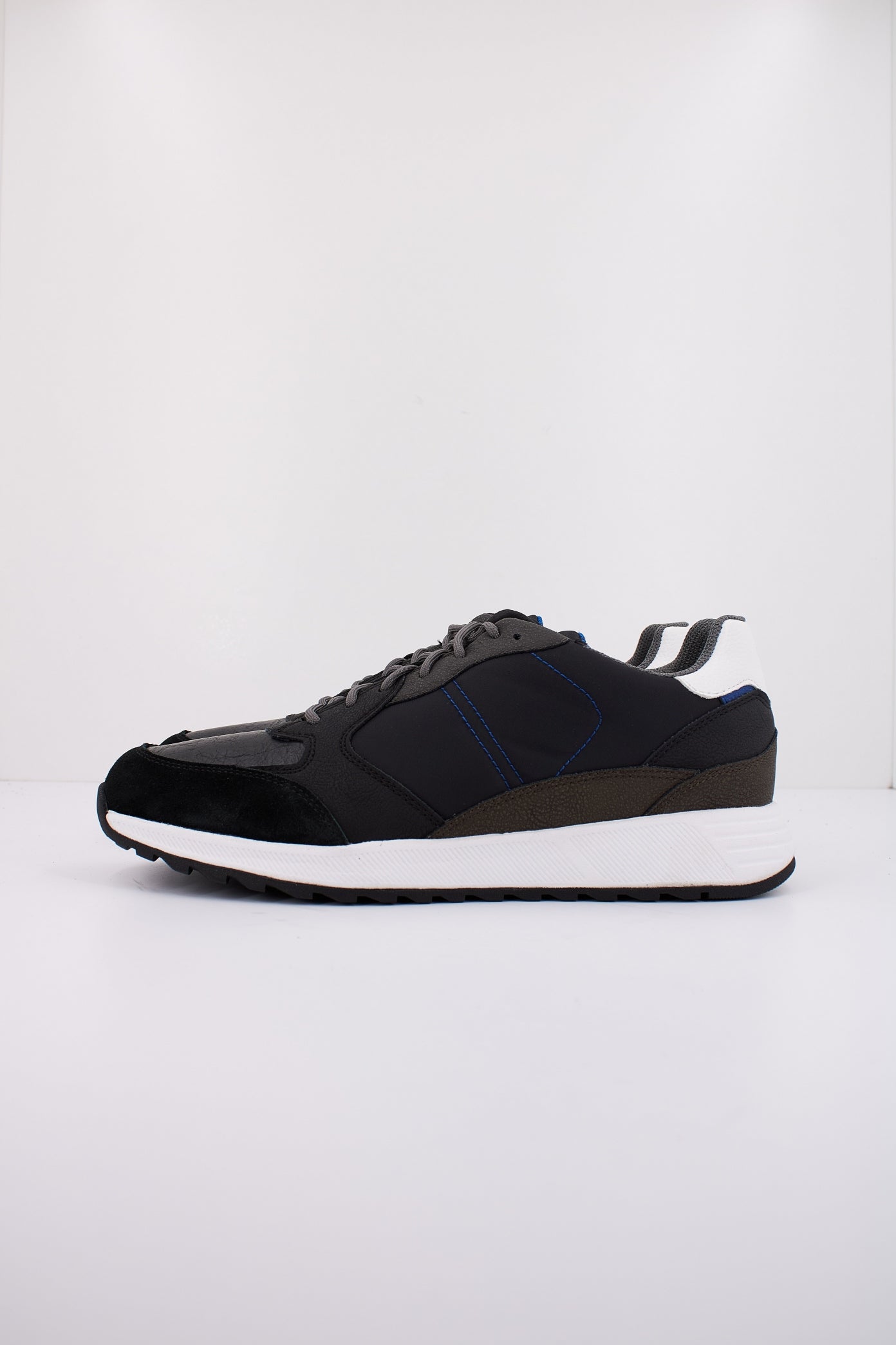 GEOX U MOLVENO en color NEGRO  (1)