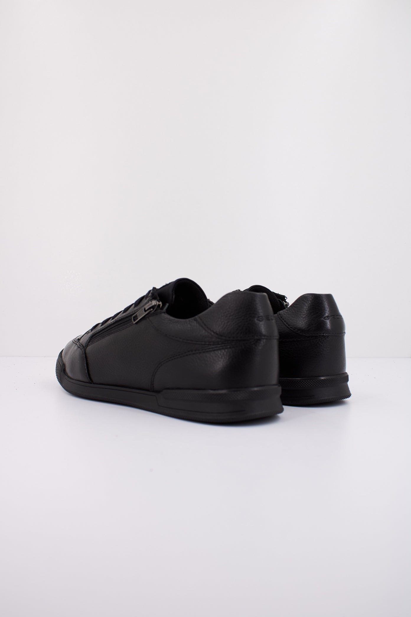 GEOX U CORDUSIO en color NEGRO  (4)