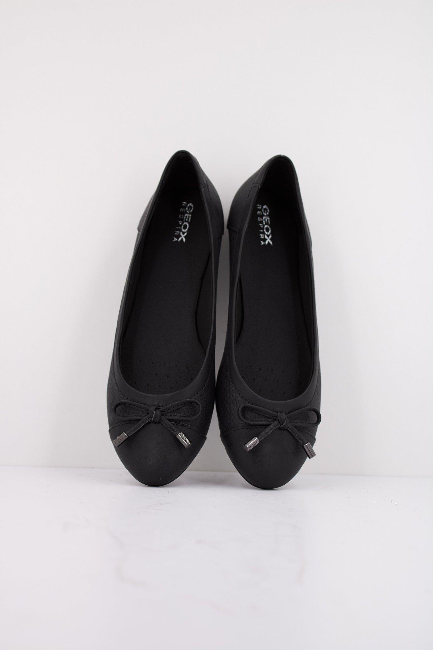 GEOX D CHARLENE en color NEGRO  (3)