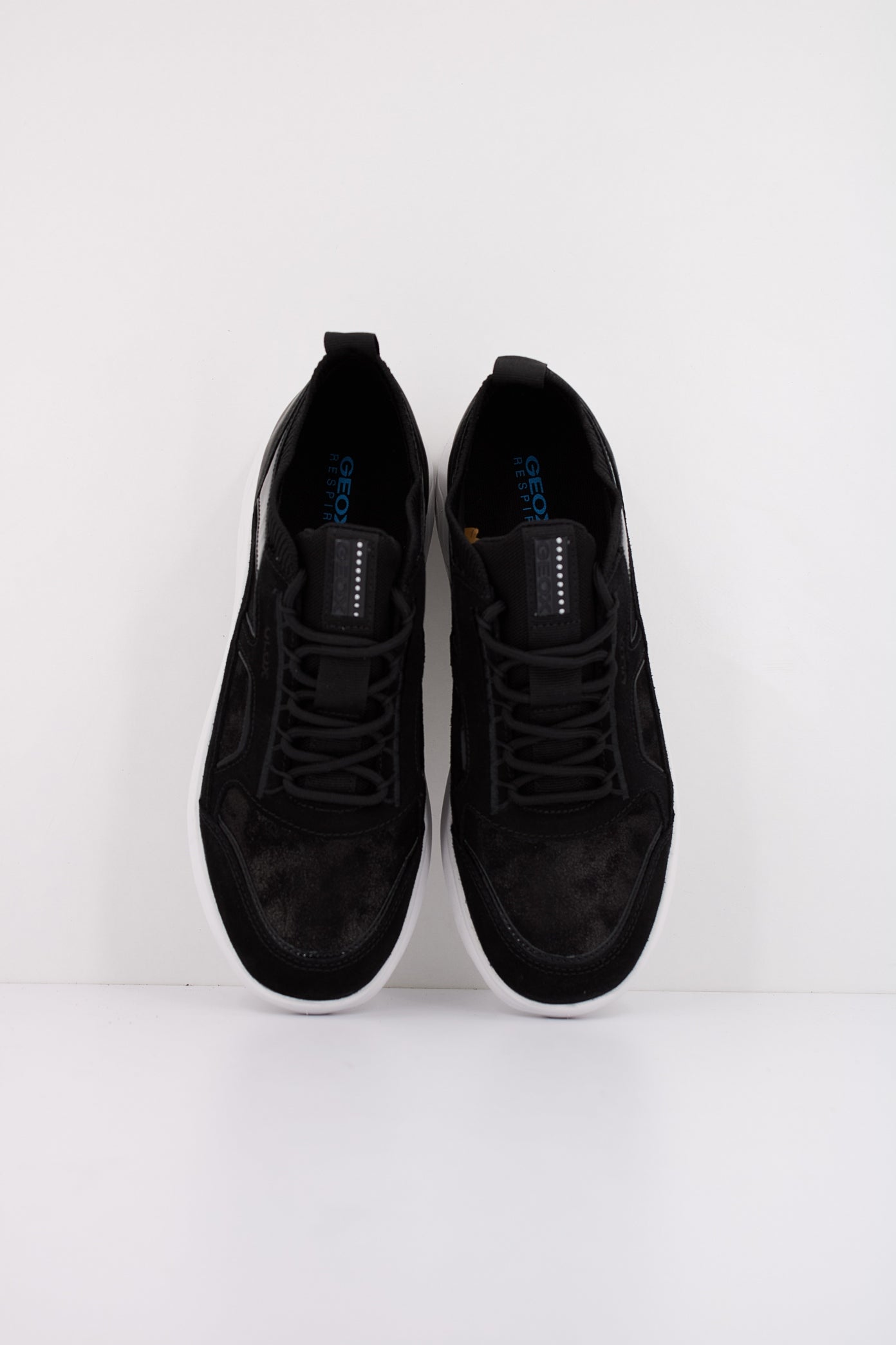 GEOX  D SPHERICA en color NEGRO  (3)