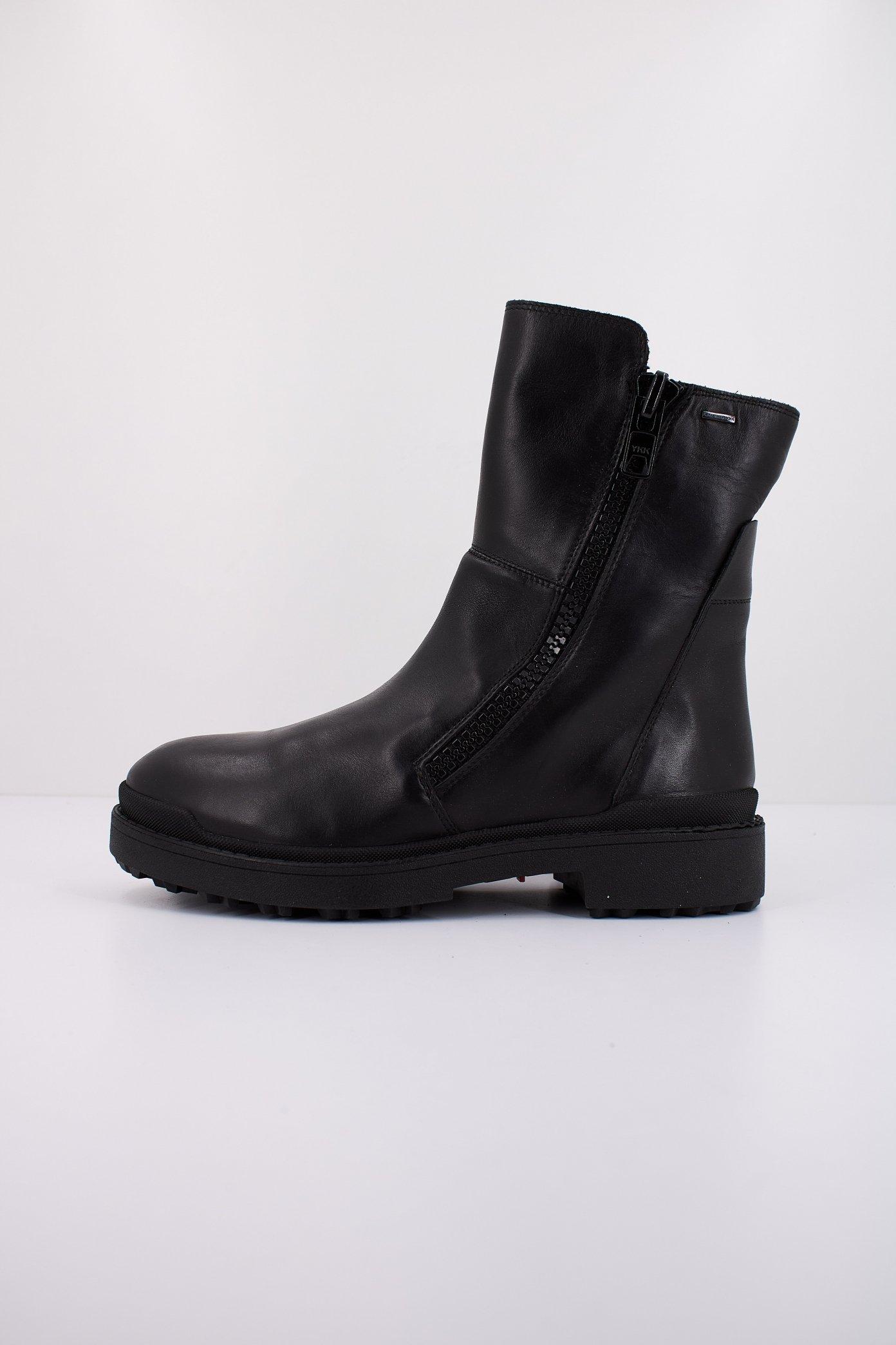 GEOX D NEVEGAL B ABX en color NEGRO  (1)