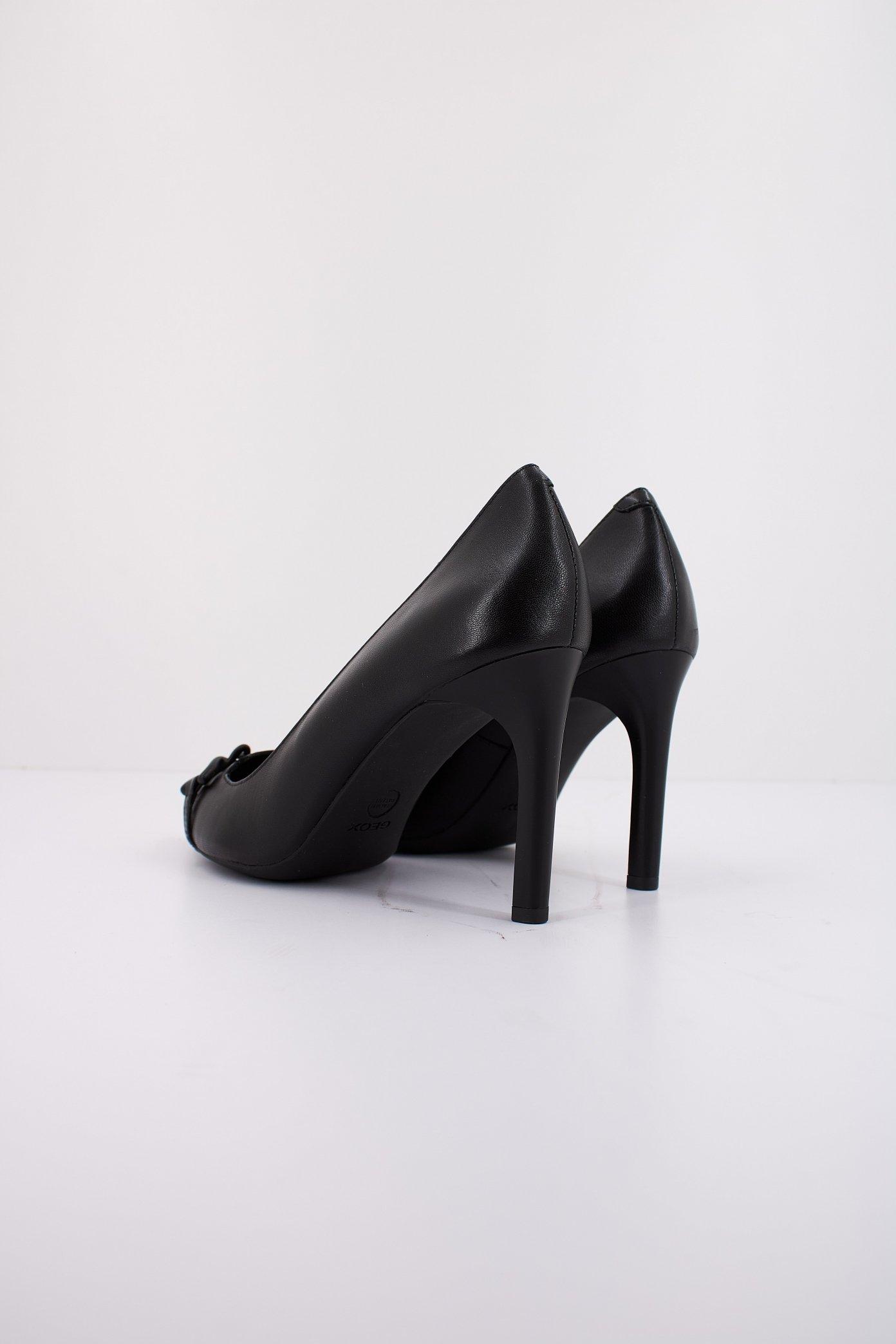 GEOX D DAVIOLA en color NEGRO  (4)