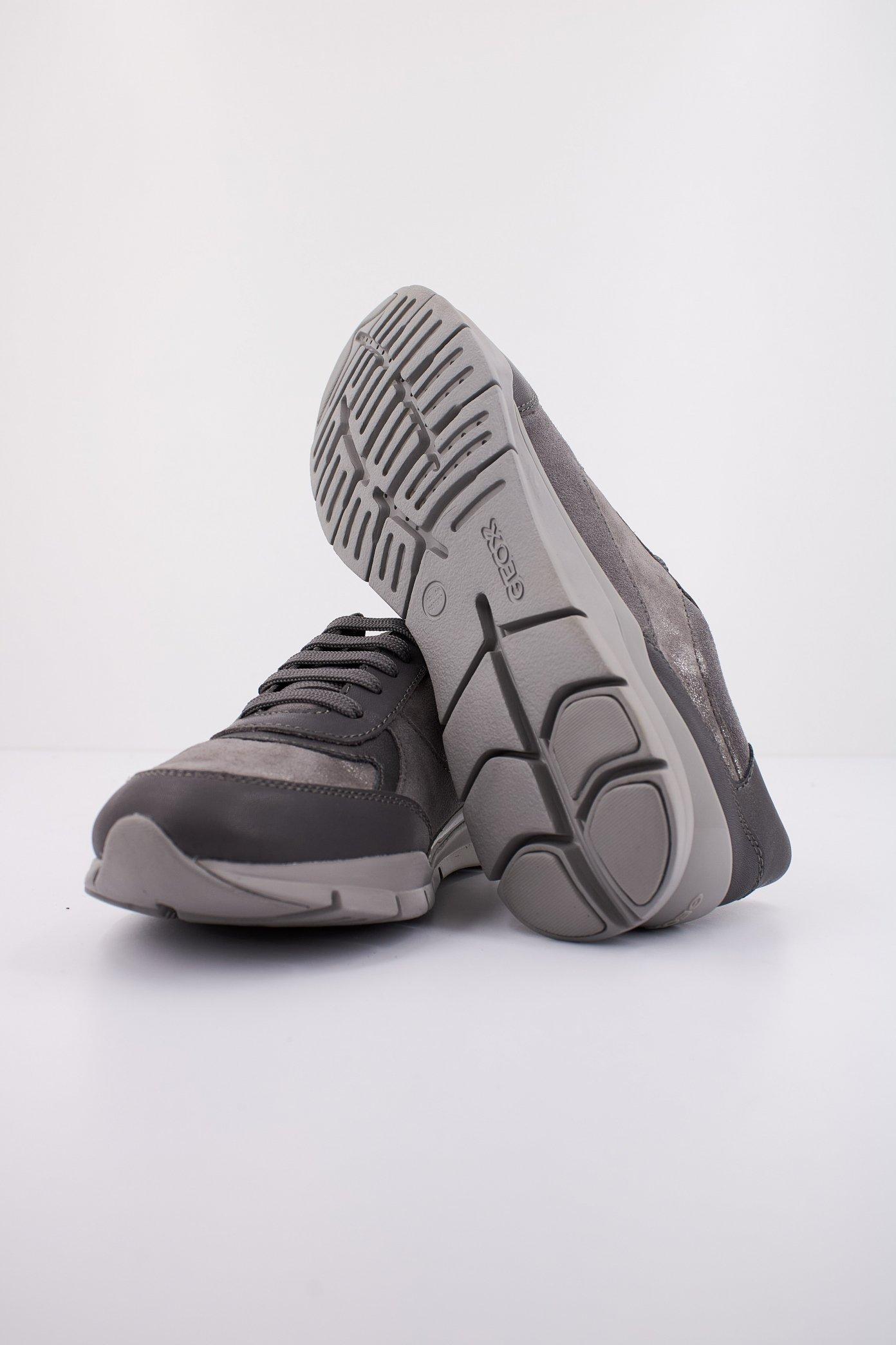 GEOX D SUKIE en color GRIS  (5)