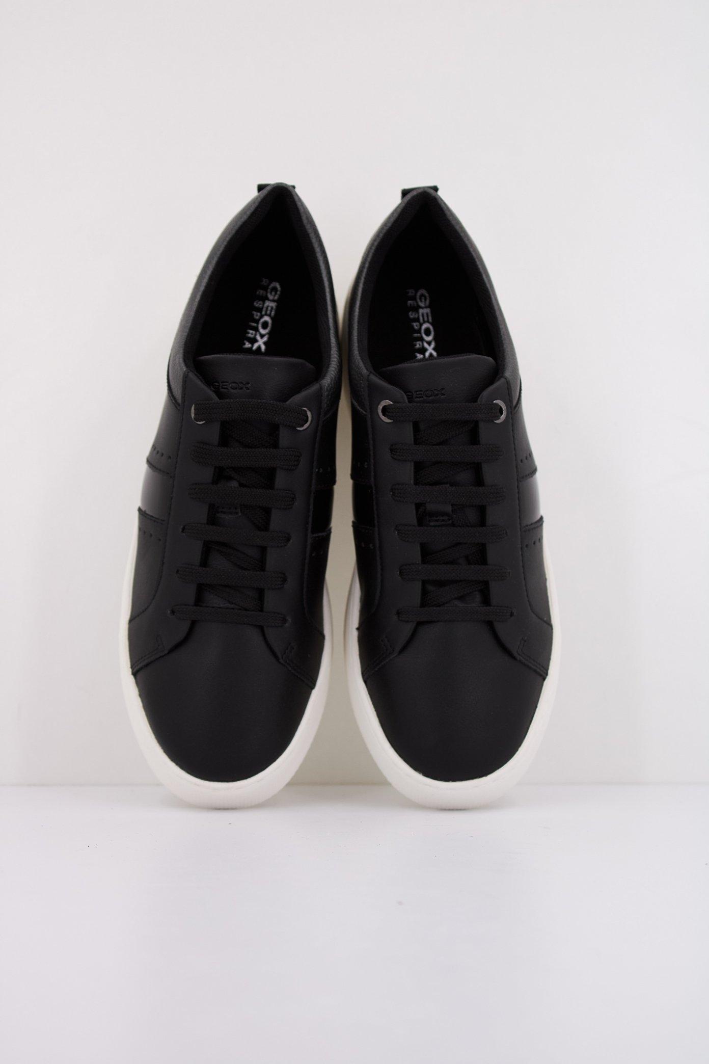 GEOX D SKYELY en color NEGRO  (3)
